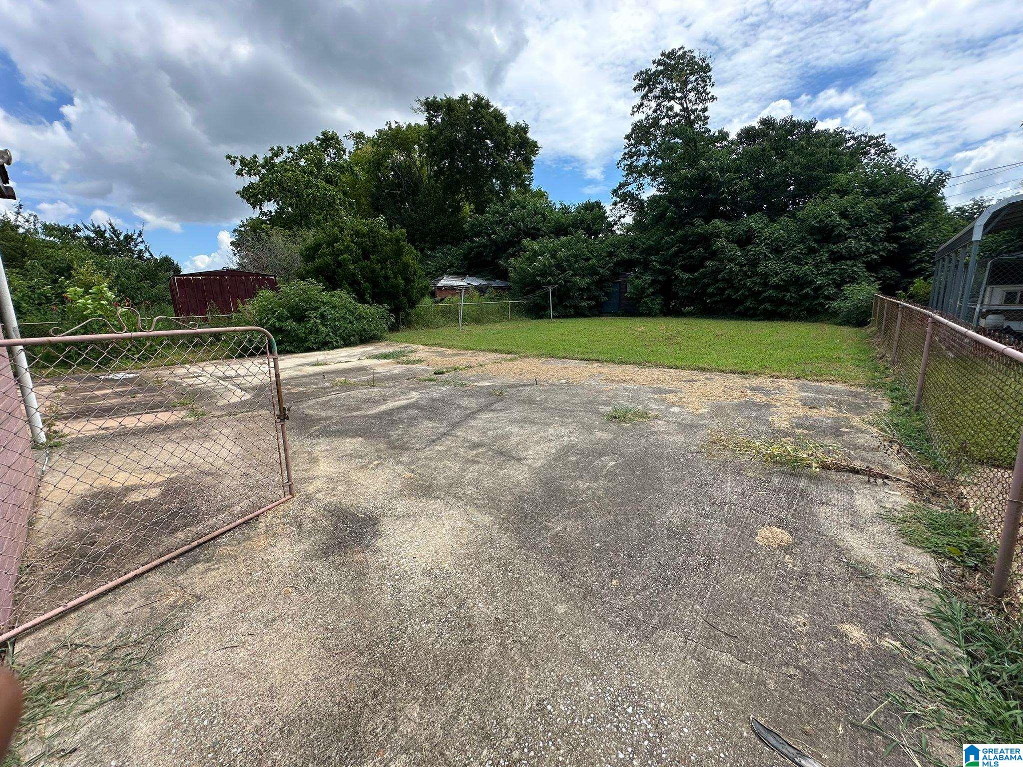 Homes for sale in Birmingham, AL | 1205 31St Street Sw, Birmingham, AL 35221 | MLS# 21428661