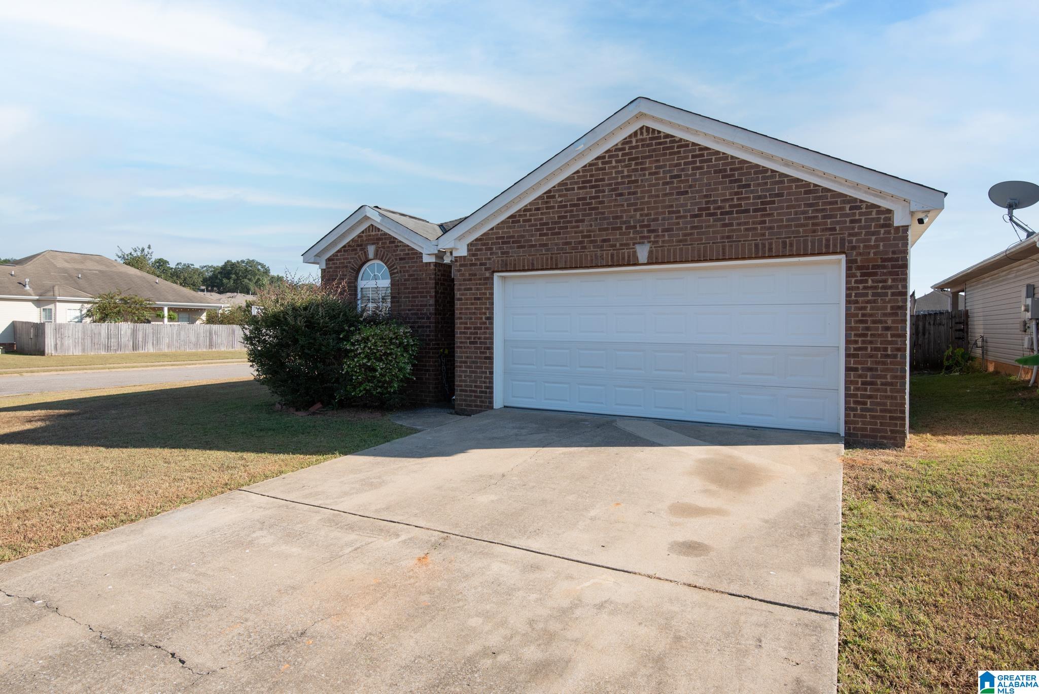 Homes for sale in Tuscaloosa, AL | 165 Roscommon Road, Tuscaloosa, AL 35405 | MLS# 21428773