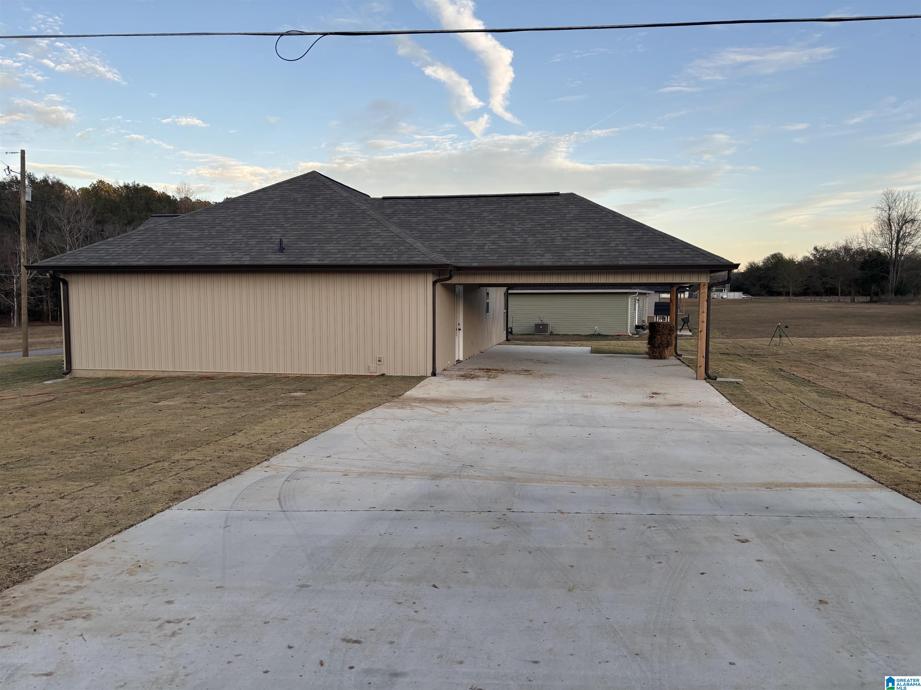 Homes for sale in Jacksonville, AL | 1126 Angel Dr S, Jacksonville, AL 36265 | MLS# 21428928