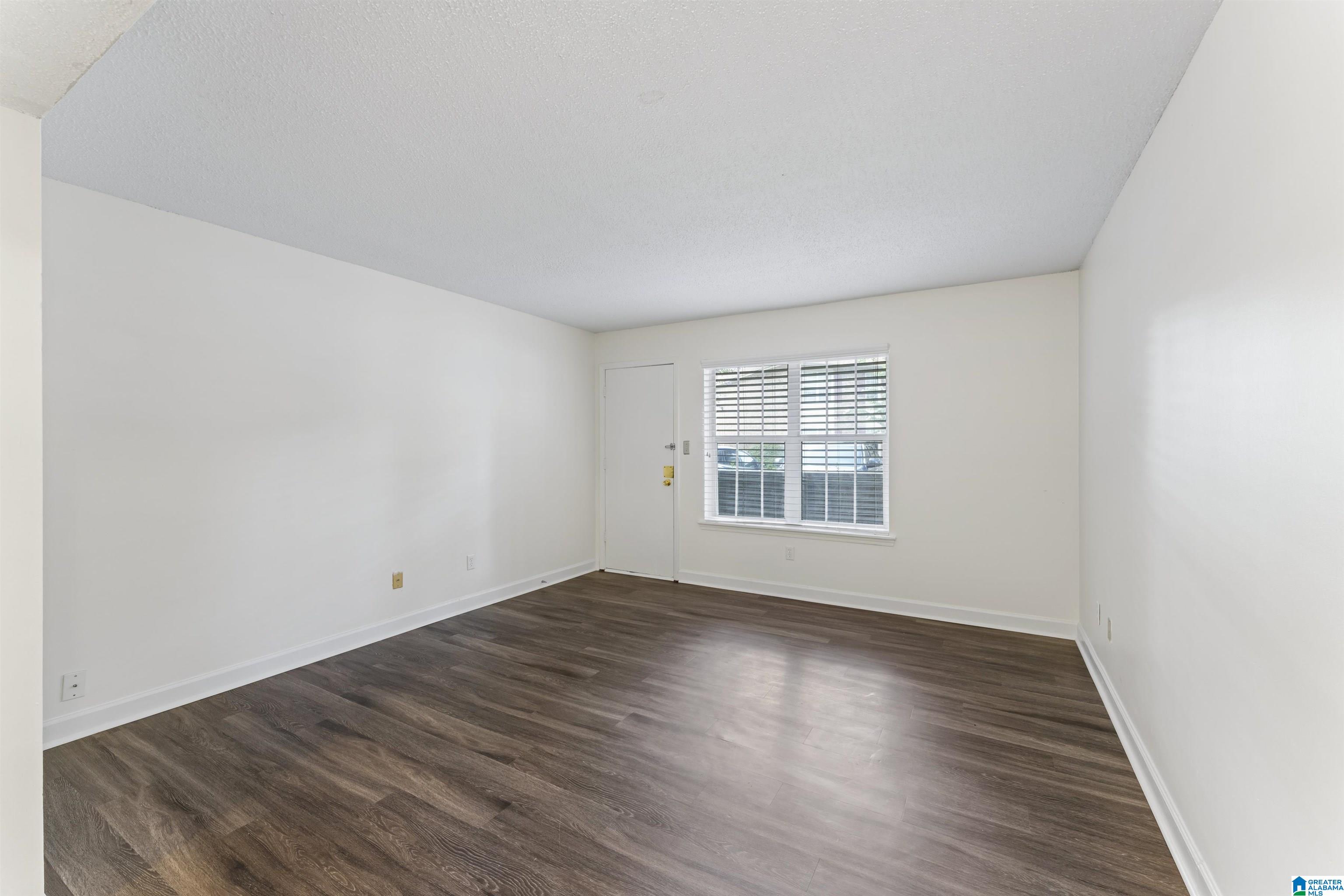 Homes for sale in Hoover, AL | 1701 Patton Creek Lane #1701, Hoover, AL 35226 | MLS# 21429022