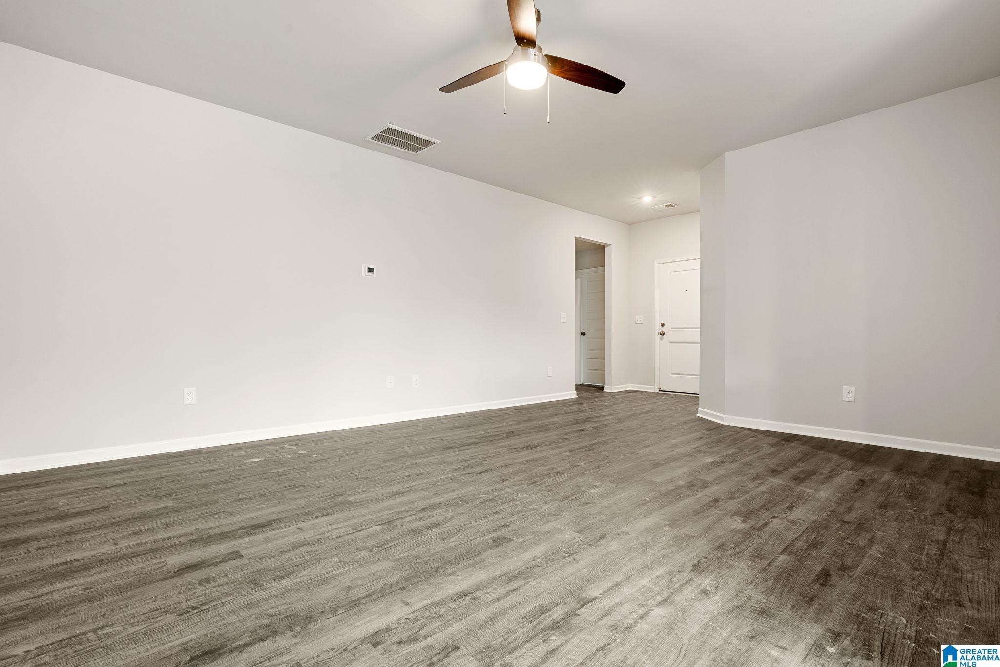 Homes for sale in Calera, AL | 346 Amber Avenue, Calera, AL 35040 | MLS# 21429071