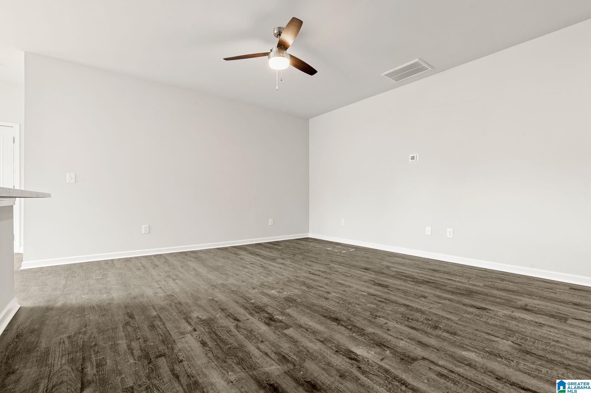 Homes for sale in Calera, AL | 346 Amber Avenue, Calera, AL 35040 | MLS# 21429071