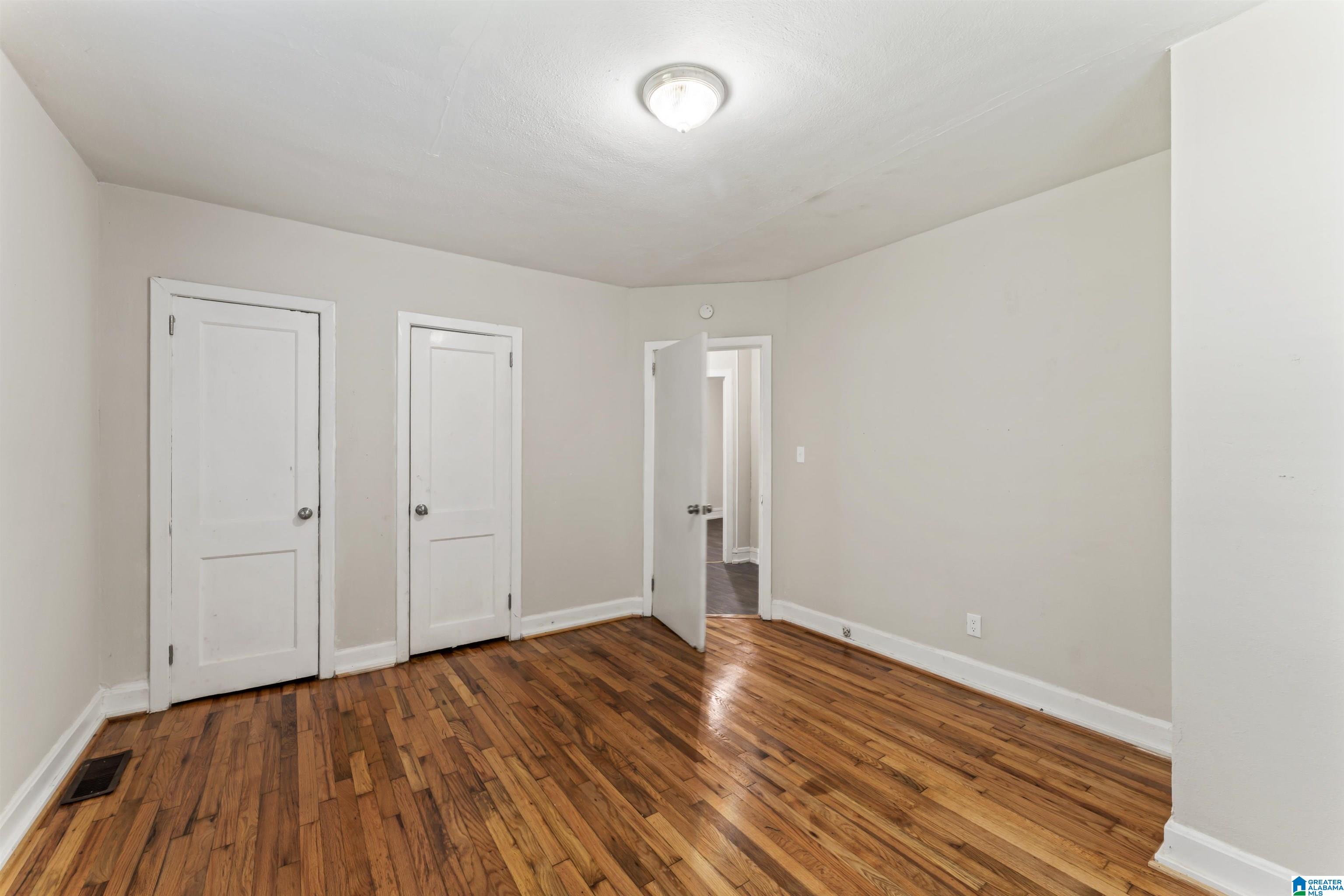 Homes for sale in Birmingham, AL | 213 23rd Street Sw, Birmingham, AL 35211 | MLS# 21429137