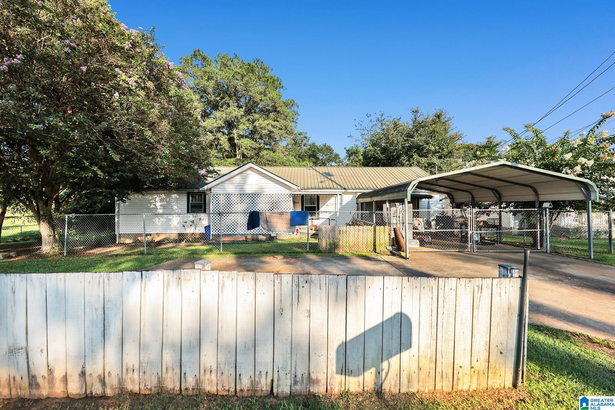 Homes for sale in Weaver, AL | 607 Astor Avenue, Weaver, AL 36277 | MLS# 21429139