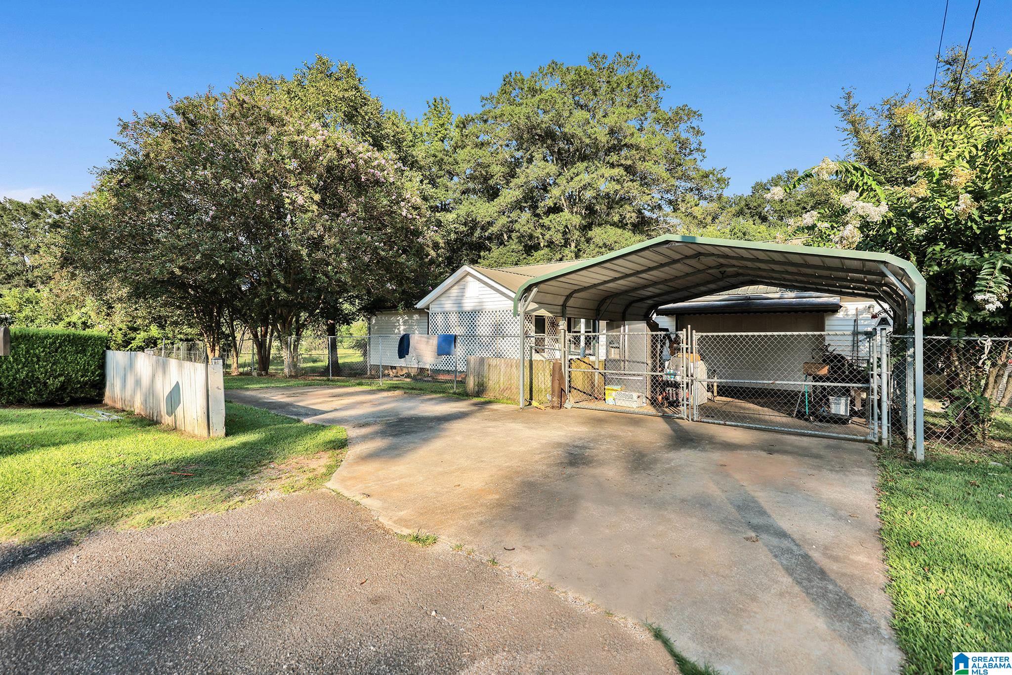 Homes for sale in Weaver, AL | 607 Astor Avenue, Weaver, AL 36277 | MLS# 21429139