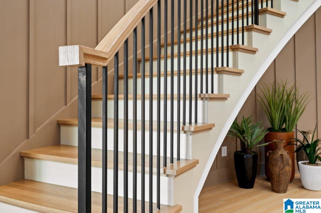 Homes for sale in Hoover, AL | 6168 Warrington Road, Hoover, AL 35244 | MLS# 21429176