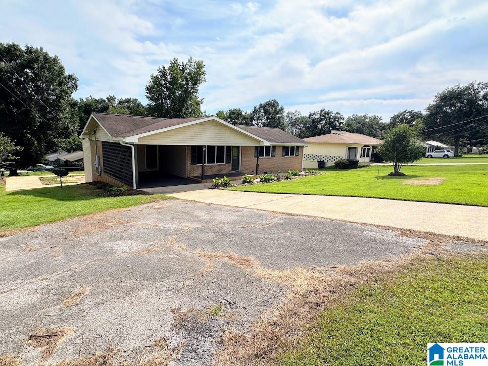 Homes for sale in Weaver, AL | 1422 Clairmont Dr, Weaver, AL 36277 | MLS# 21429224