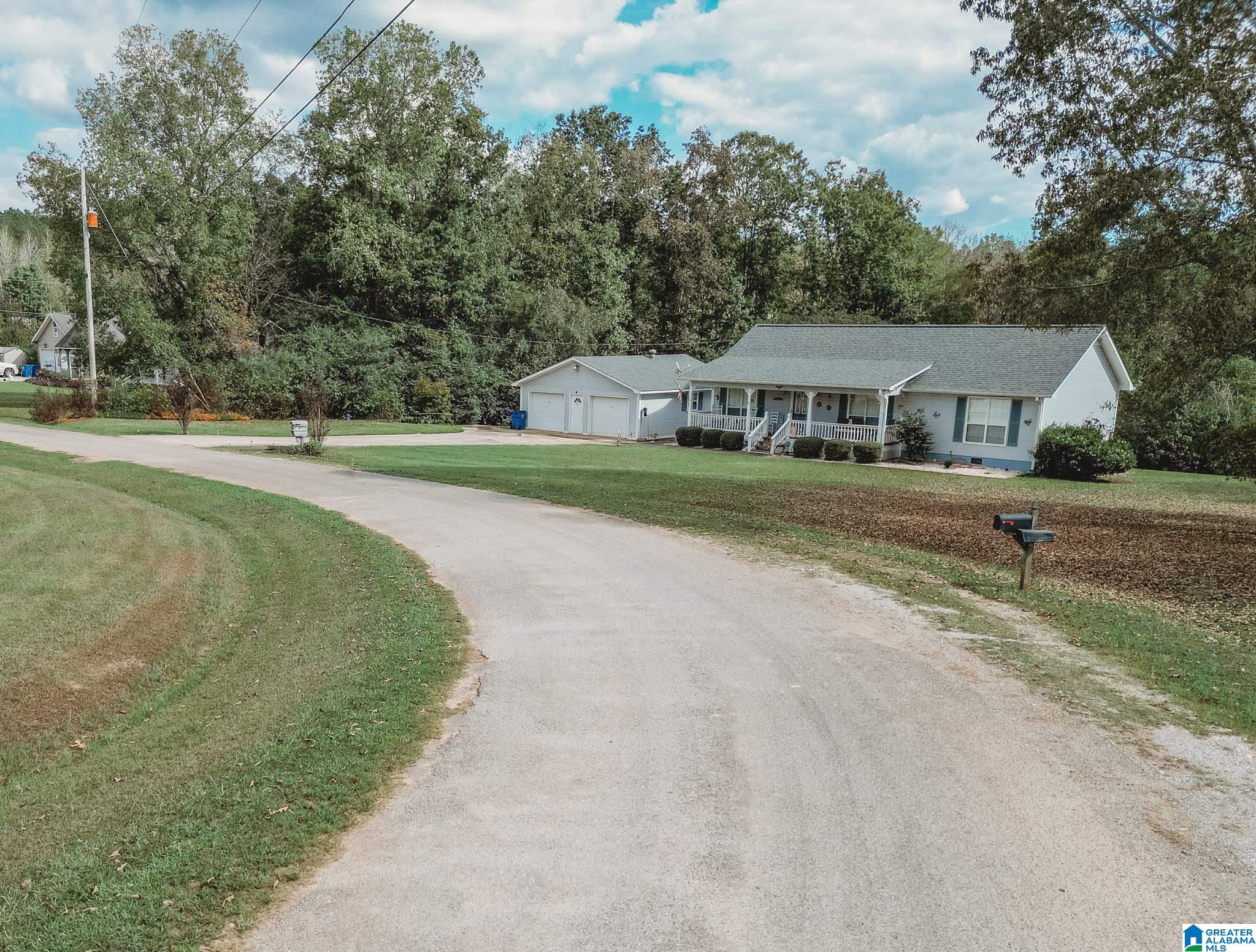 Homes for sale in Warrior, AL | 91 Mountain Oaks Lane, Warrior, AL 35180 | MLS# 21429848