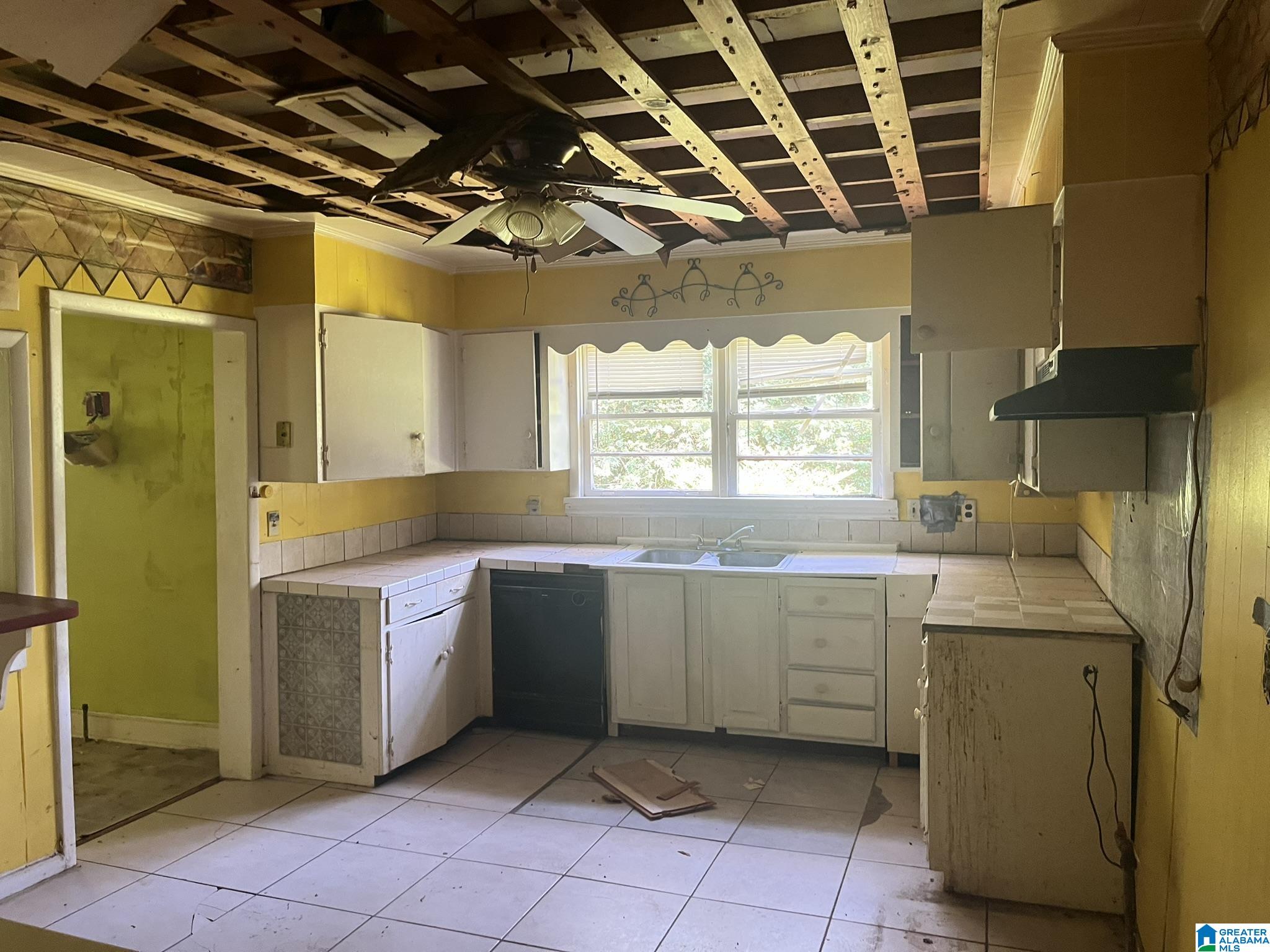 Homes for sale in Anniston, AL | 383 Cave Road, Anniston, AL 36206 | MLS# 21429872