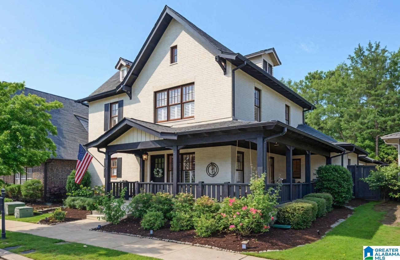 2438 NORTHAMPTON DRIVE