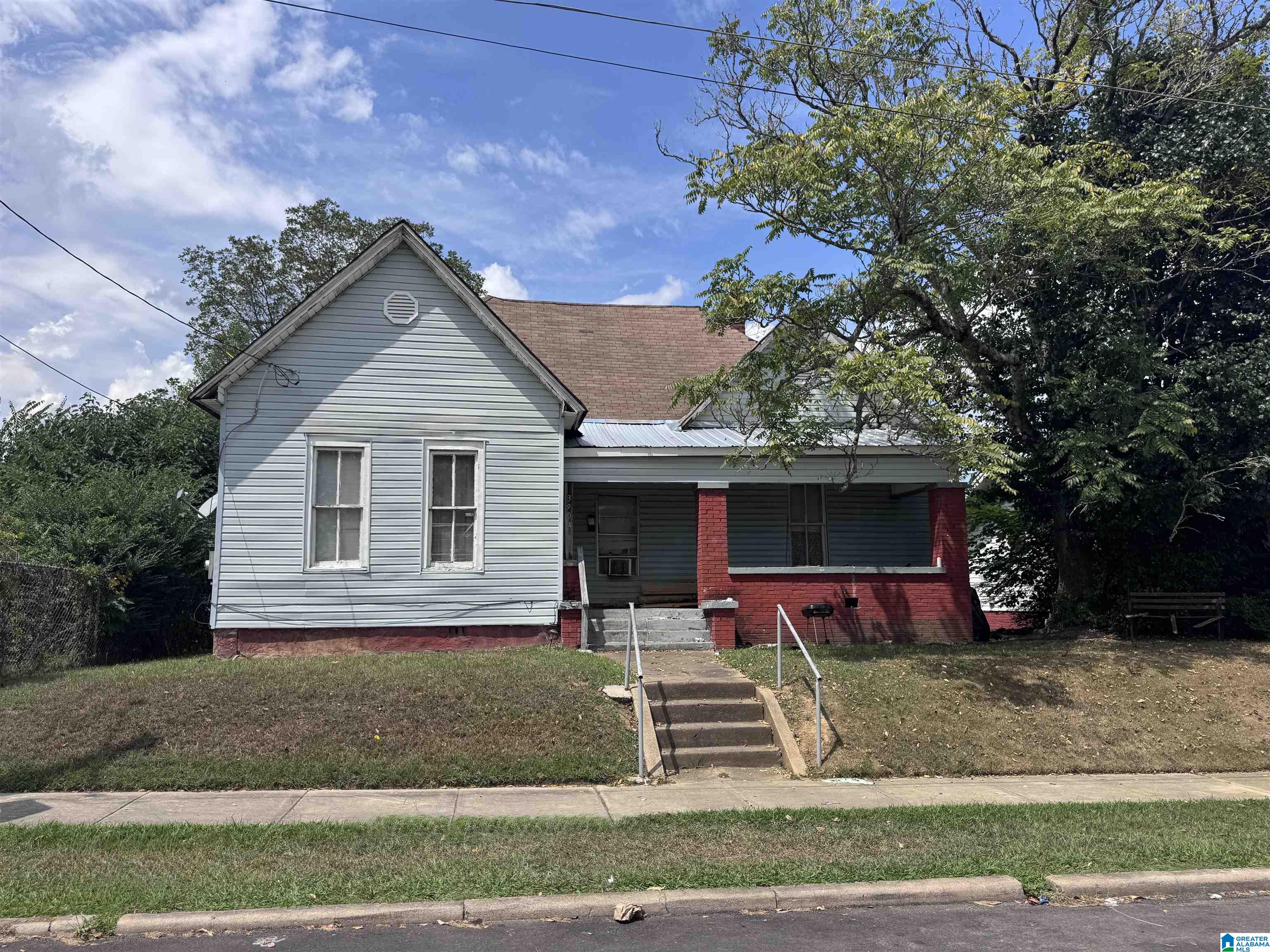 Homes for sale in Birmingham, AL | 3904 7th Avenue, Birmingham, AL 35224 | MLS# 21430391