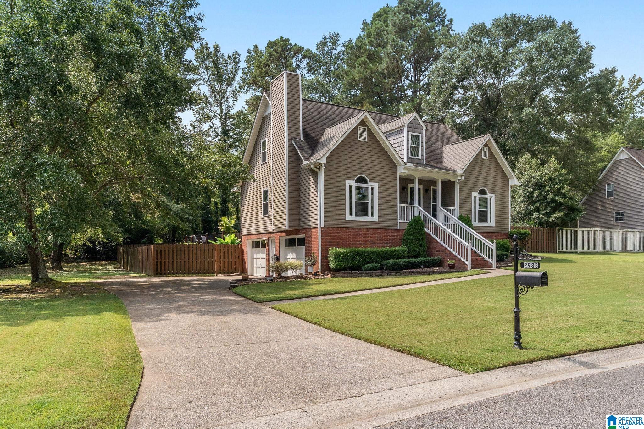 2983 CANTERBURY DRIVE