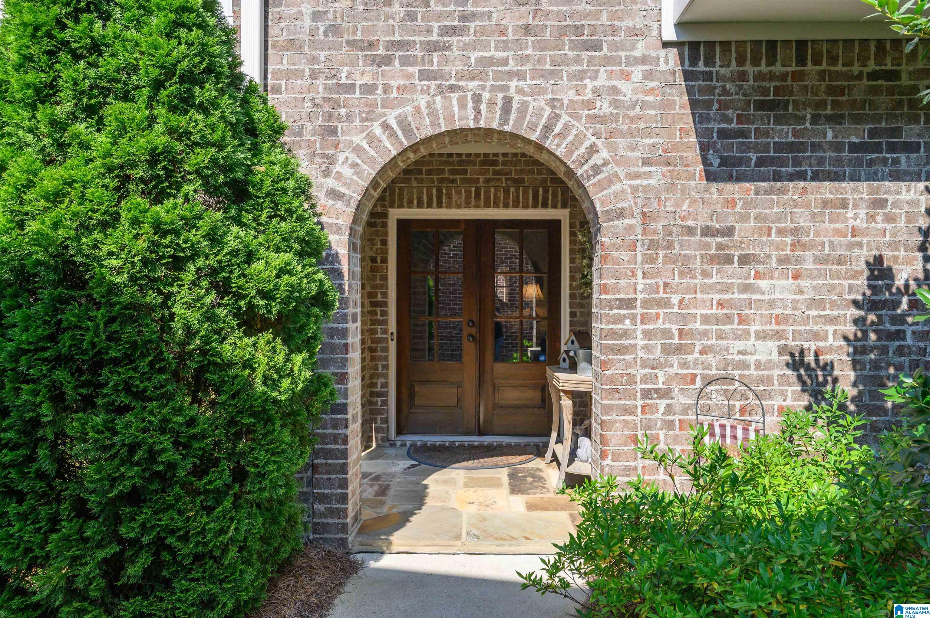 5592 NORTHRIDGE CIRCLE