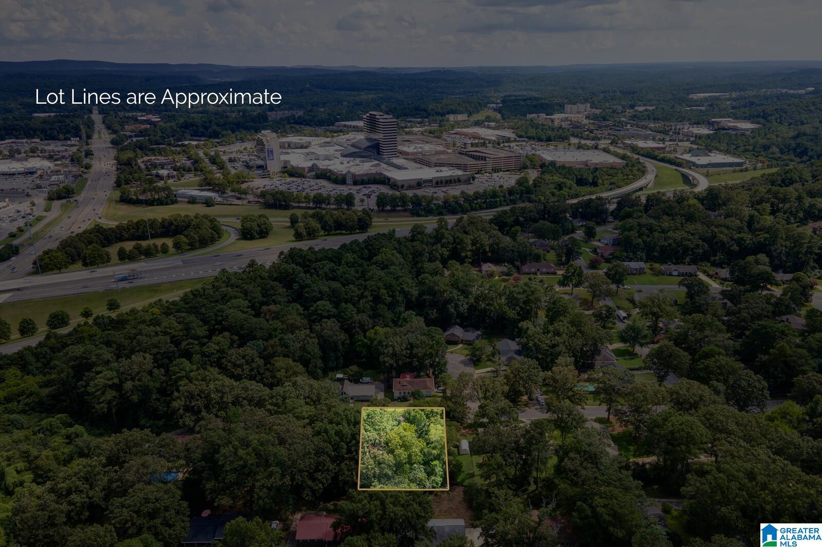 Homes for sale in Hoover, AL | 1924 Charlotte Dr, Hoover, AL 35226 | MLS# 21430704