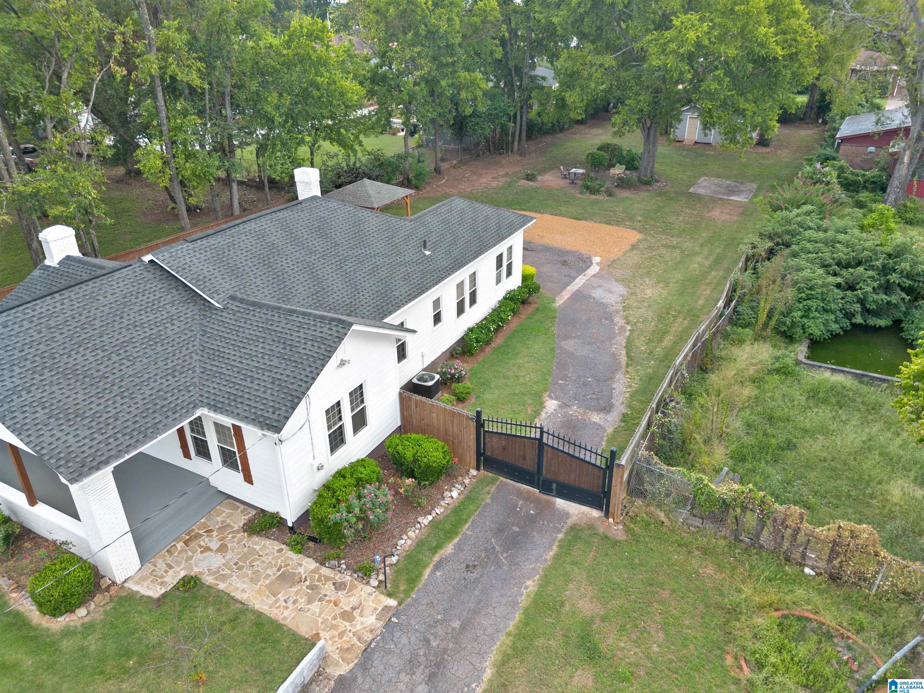 876 GOLDWIRE STREET