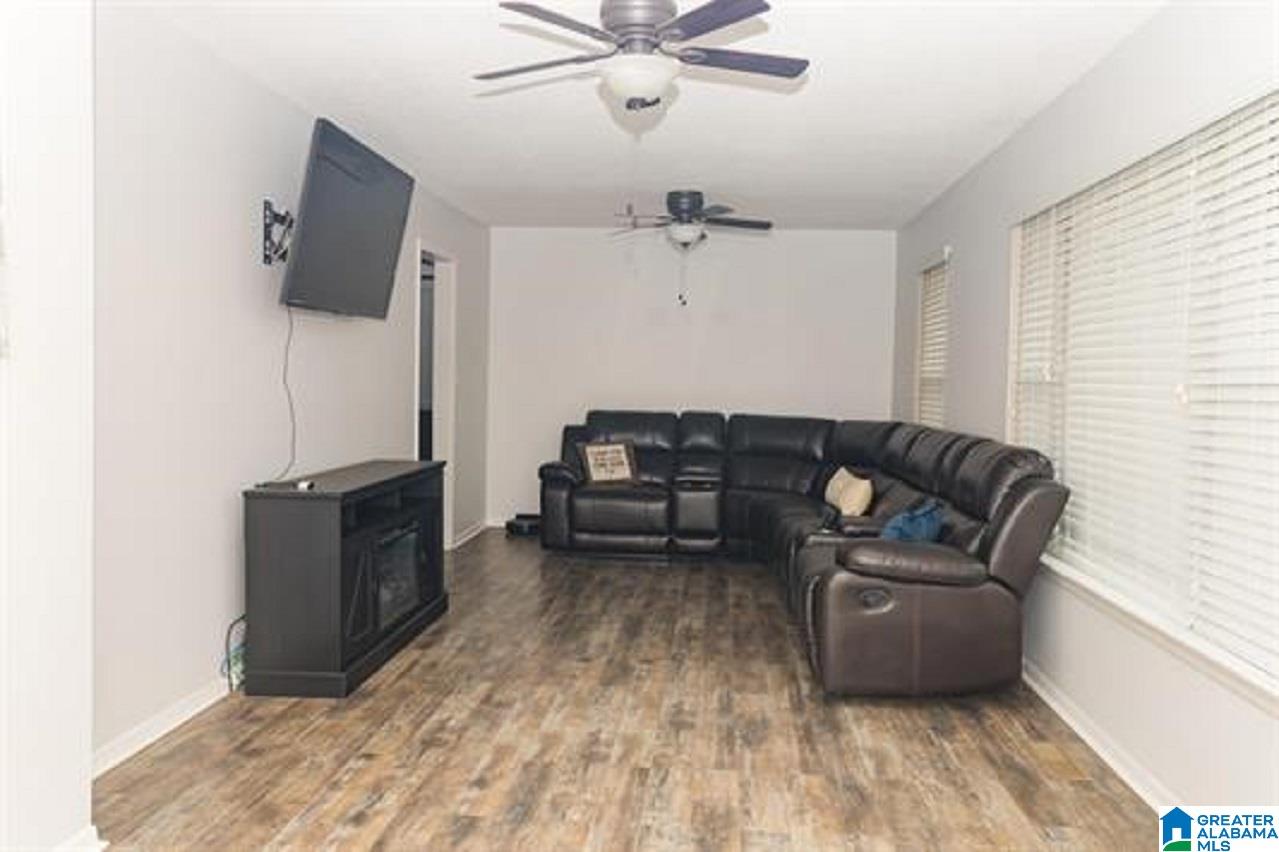 Homes for sale in Gardendale, AL | 125 Sylvia Dr, Gardendale, AL 35071 | MLS# 21430811