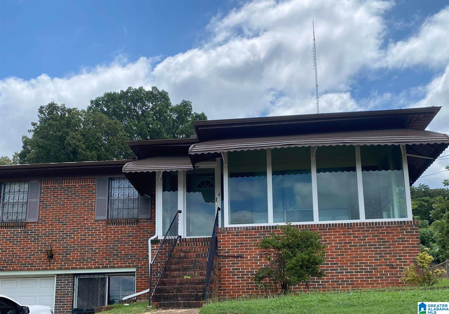 3037 WENONAH ROAD SW
