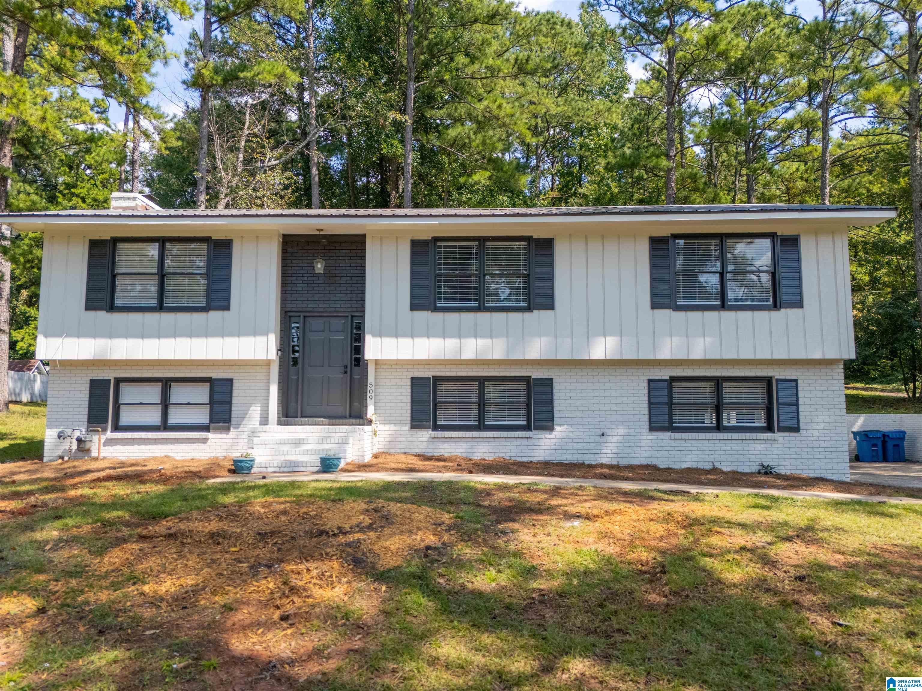 Homes for sale in Jacksonville, AL | 509 9th Avenue Ne, Jacksonville, AL 36265 | MLS# 21431066