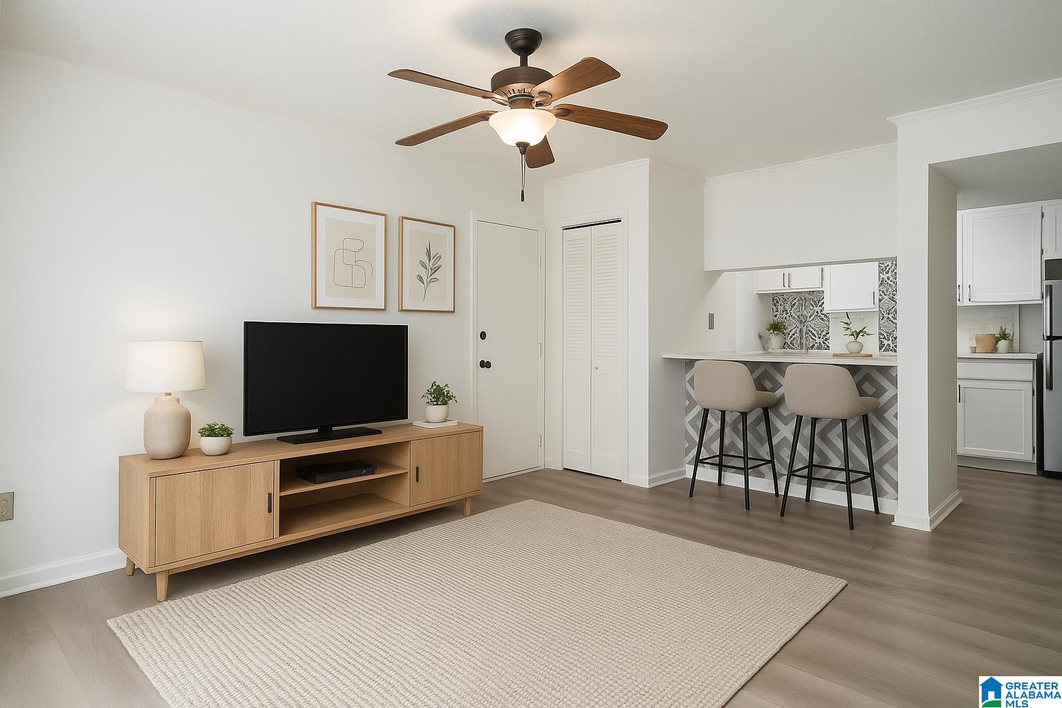 Homes for sale in Birmingham, AL | 406 Skyview Dr #F, Birmingham, AL 35209 | MLS# 21431310