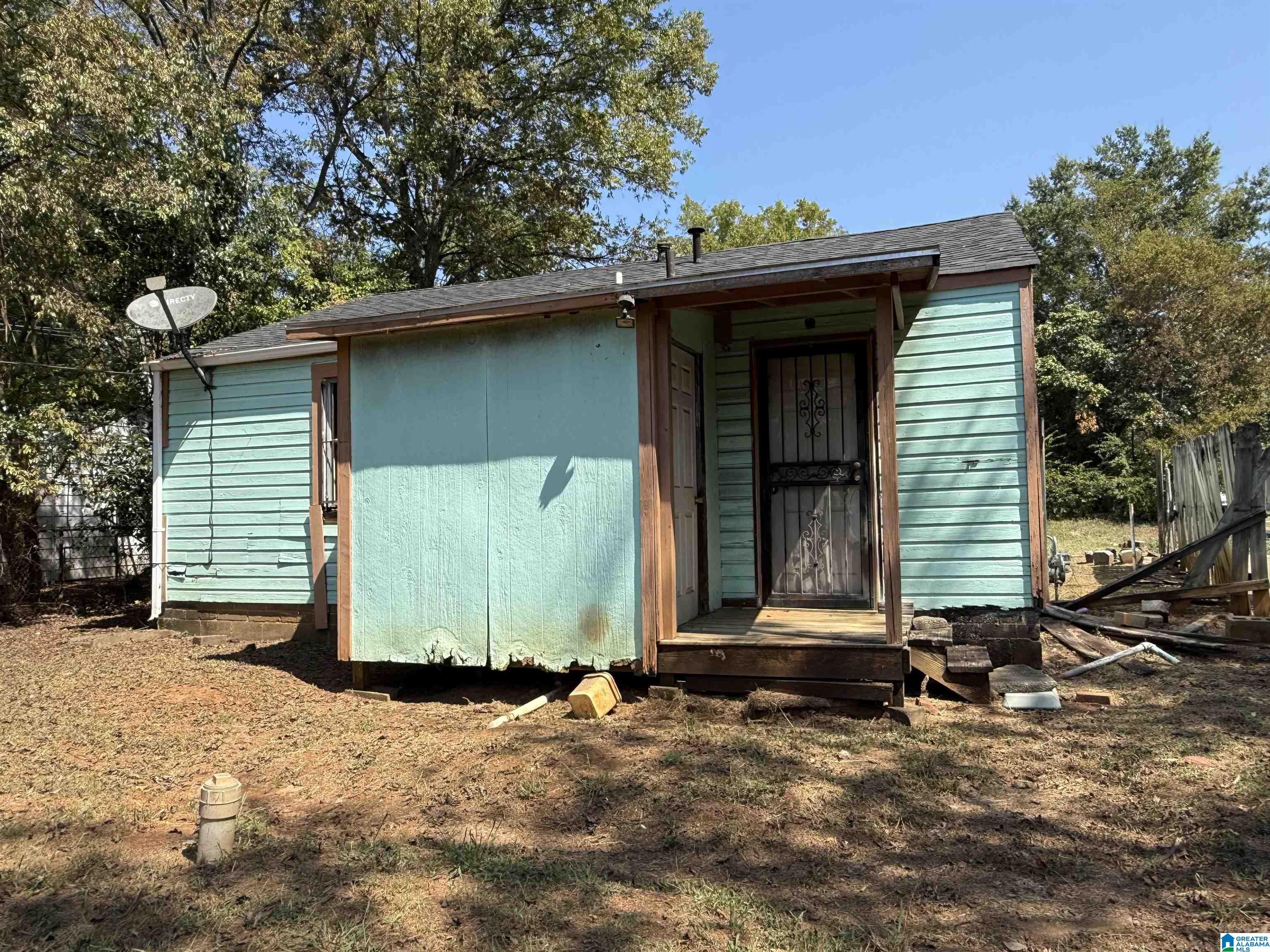 Homes for sale in Midfield, AL | 408 Henson Street, Midfield, AL 35228 | MLS# 21431450