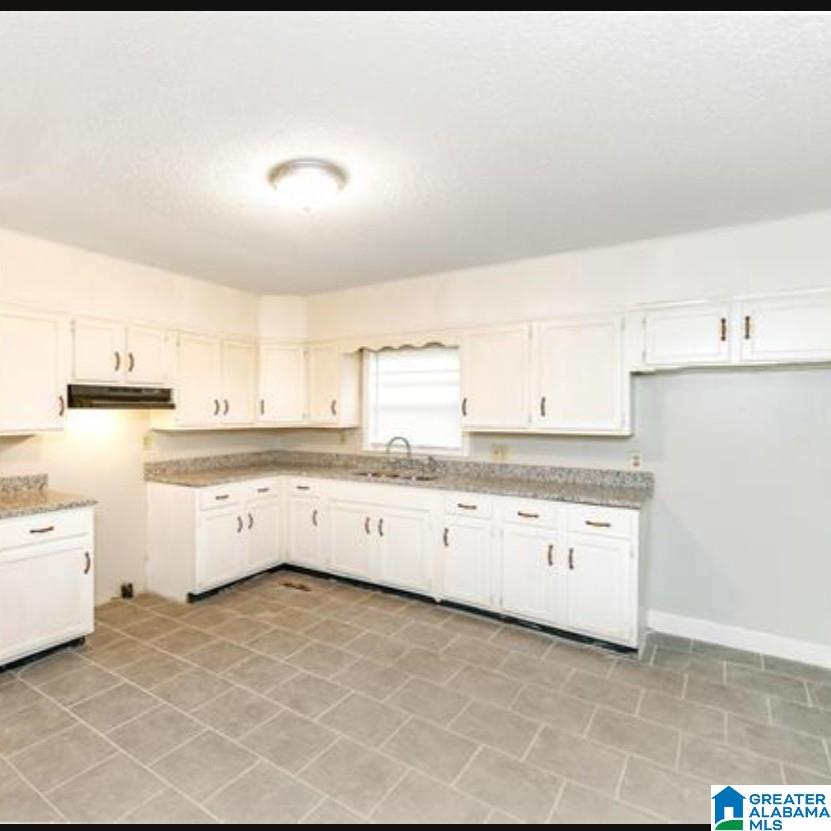 Homes for sale in Adamsville, AL | 308 Cedar Circle, Adamsville, AL 35005 | MLS# 21431488