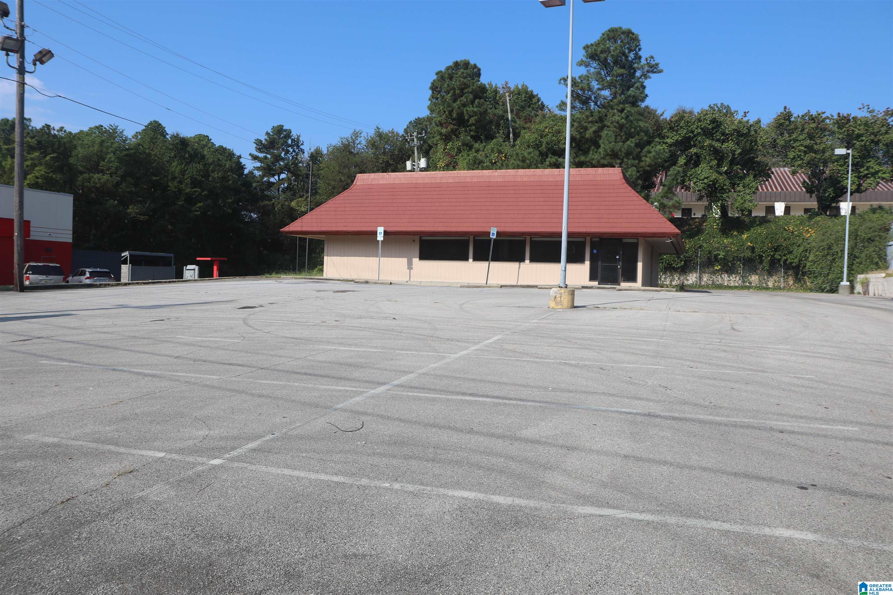 2424 CENTER POINT PARKWAY