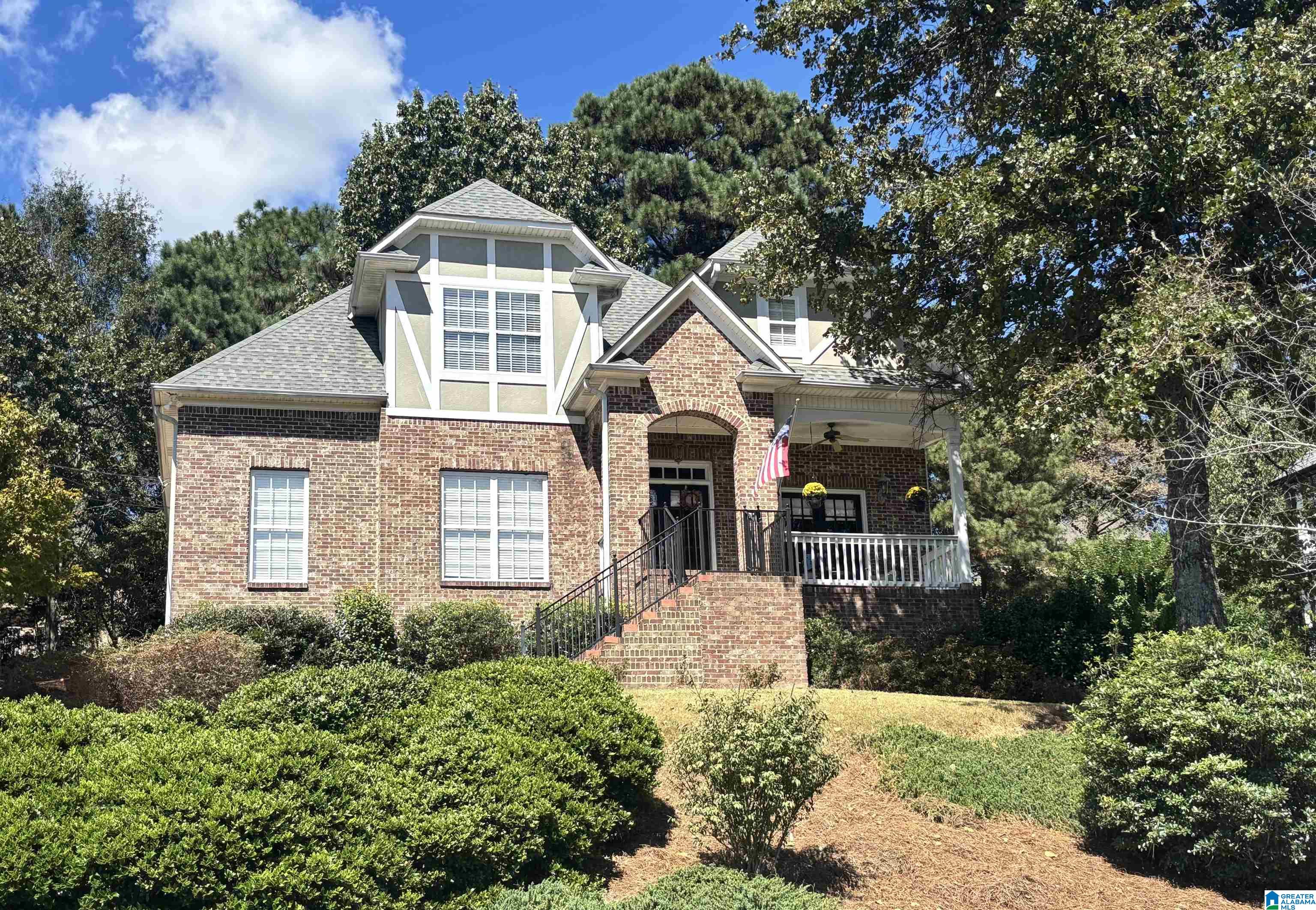 Homes for sale in Sterrett, AL | 121 Cliff Road, Sterrett, AL 35147 | MLS# 21431526