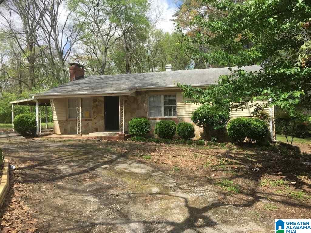 Homes for sale in Birmingham, AL | 128 Nw 18th Avenue Nw, Birmingham, AL 35215 | MLS# 21431536