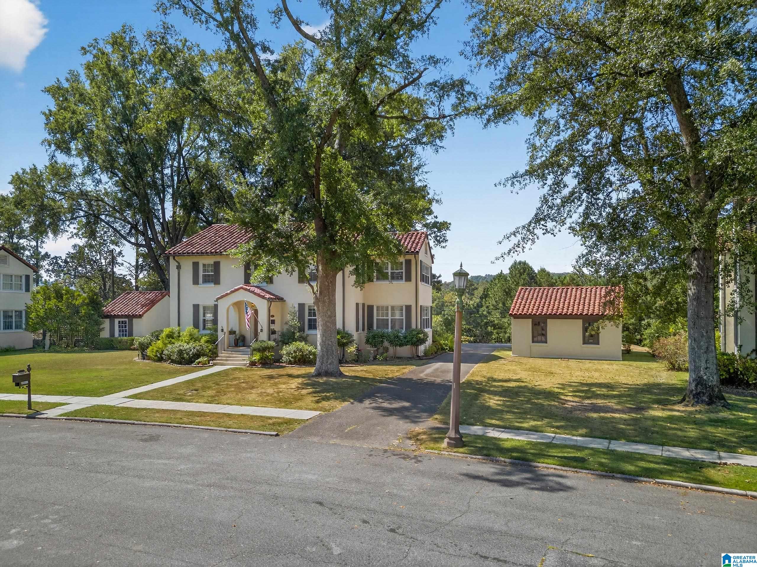 215 BUCKNER CIRCLE