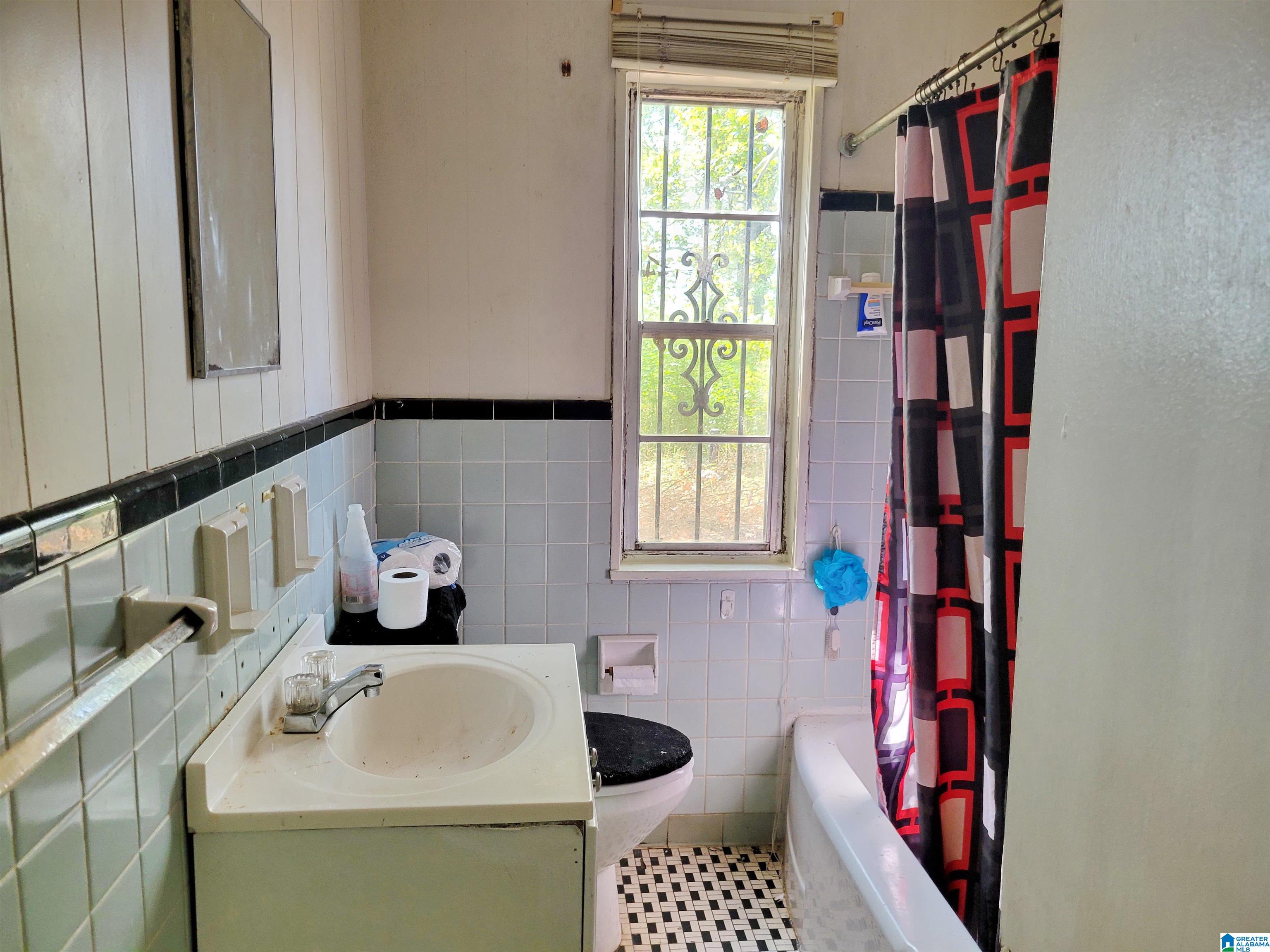 Homes for sale in Midfield, AL | 500 Grant Street, Midfield, AL 35228 | MLS# 21431869