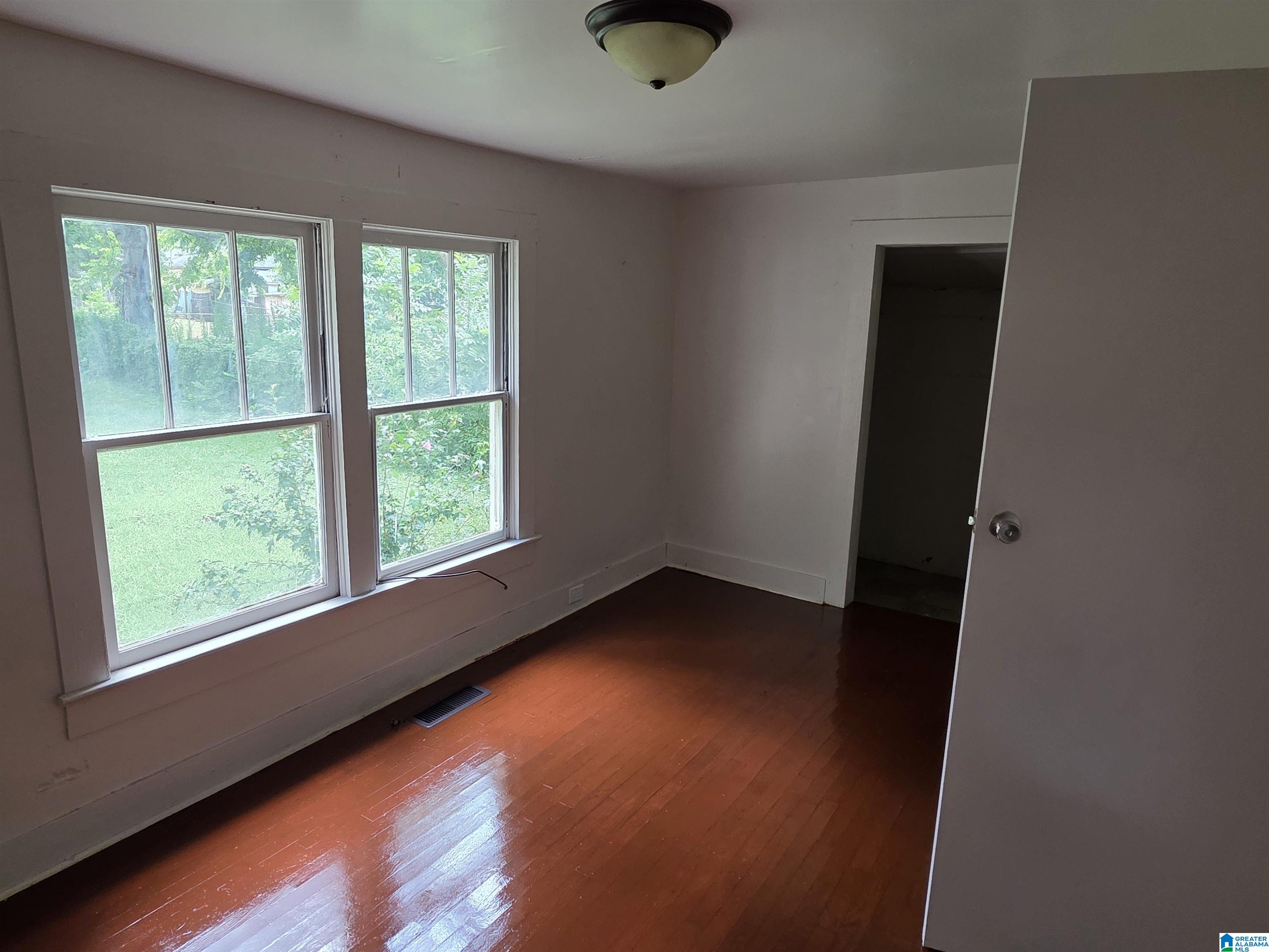 Homes for sale in Birmingham, AL | 1217 16Th Street Sw, Birmingham, AL 35211 | MLS# 21432163