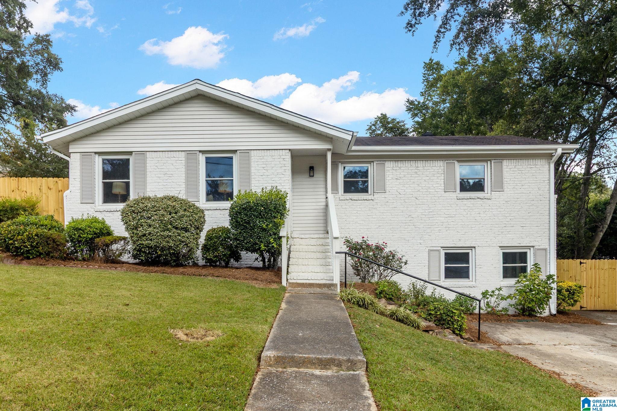 721 HOADLEY DRIVE