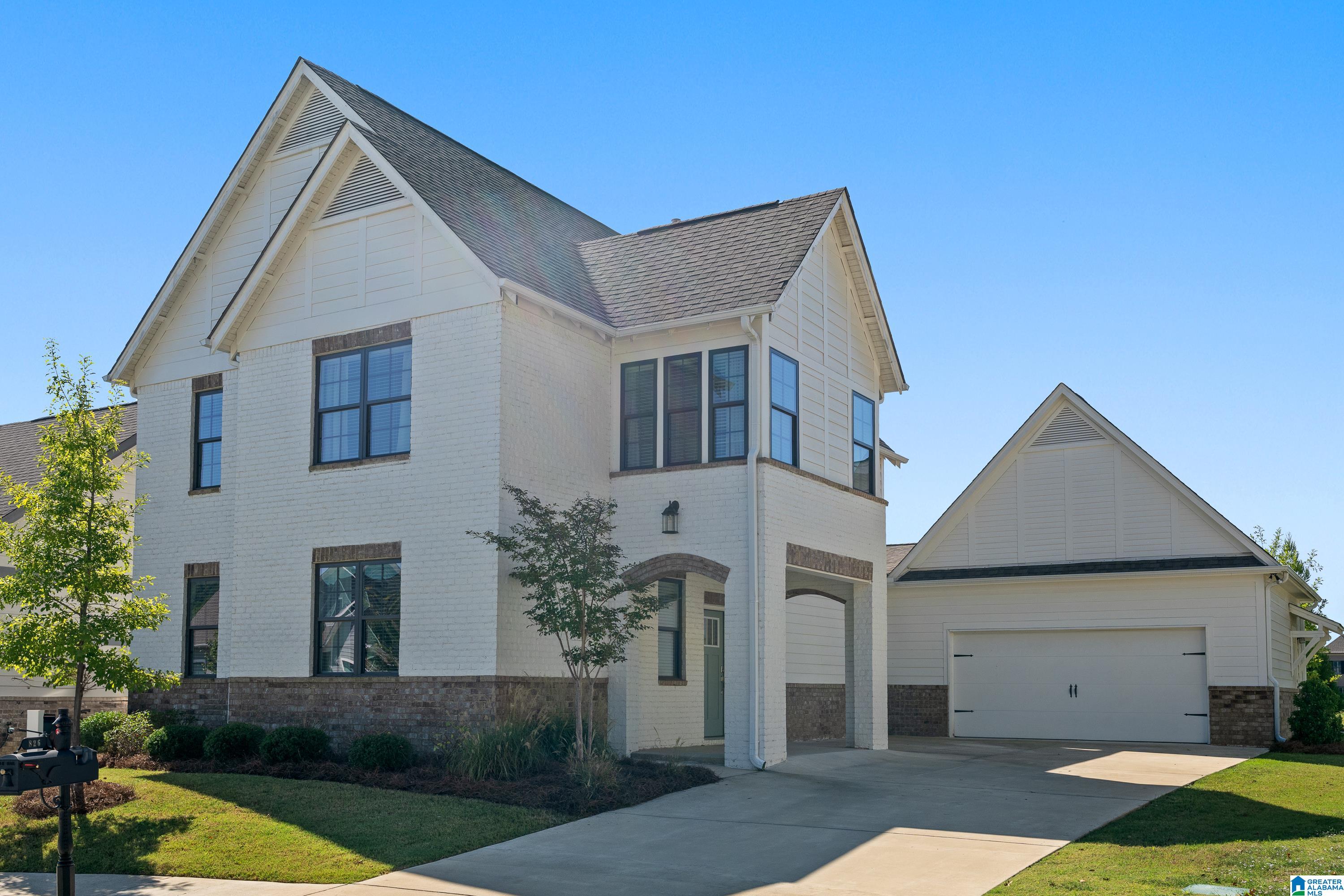 826 GRIFFIN PARK CIRCLE