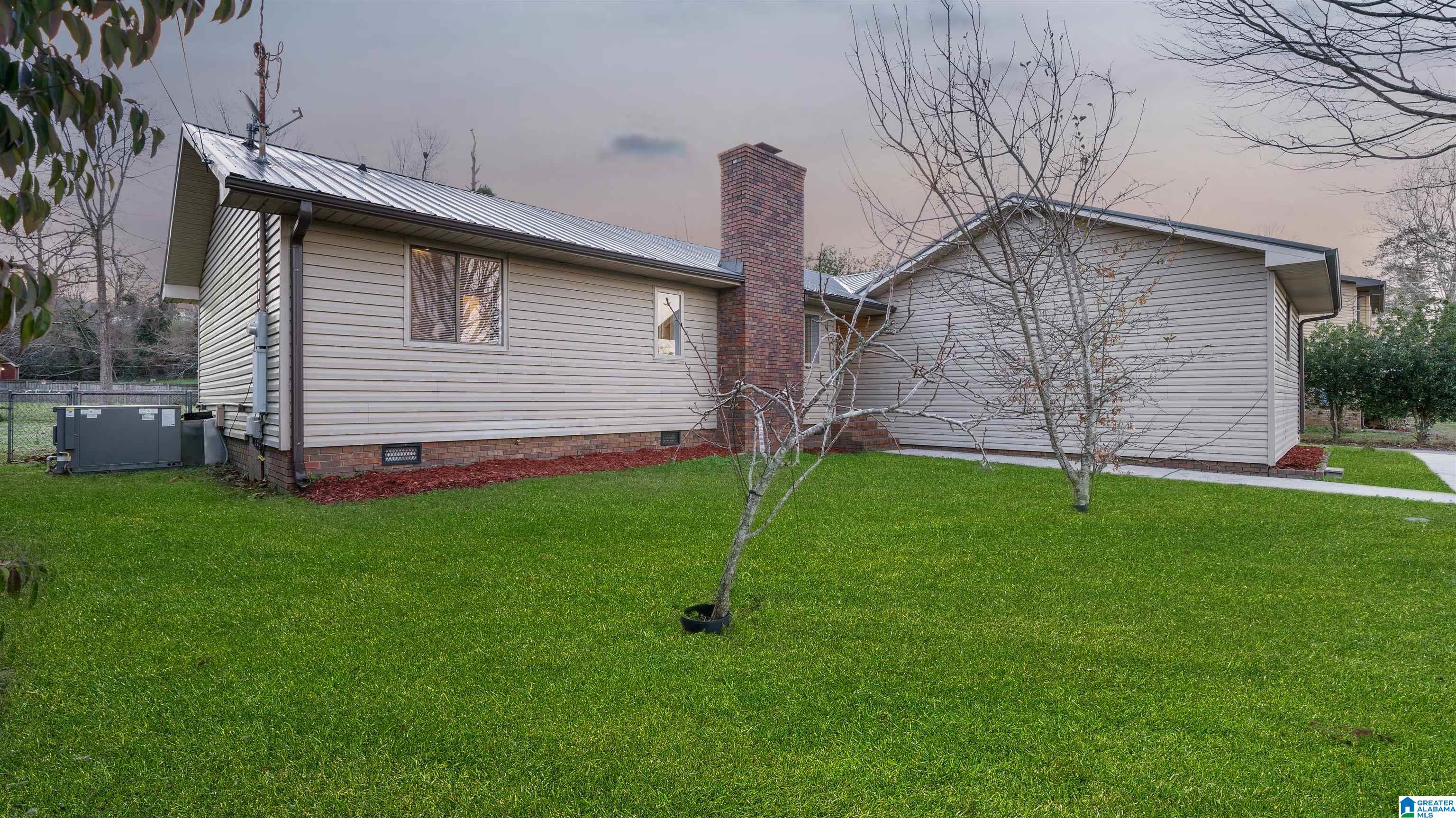 Homes for sale in Jacksonville, AL | 709 5th Avenue Ne, Jacksonville, AL 36265 | MLS# 21432488