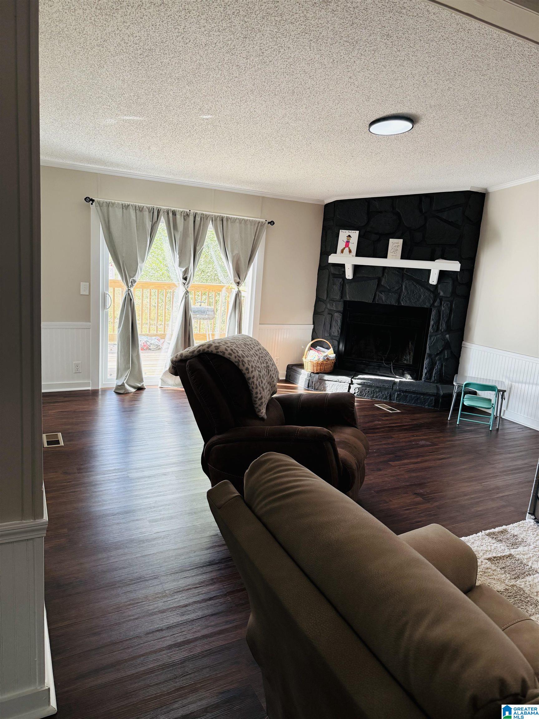 Homes for sale in Jemison, AL | 199 Guy Street, Jemison, AL 35085 | MLS# 21432515