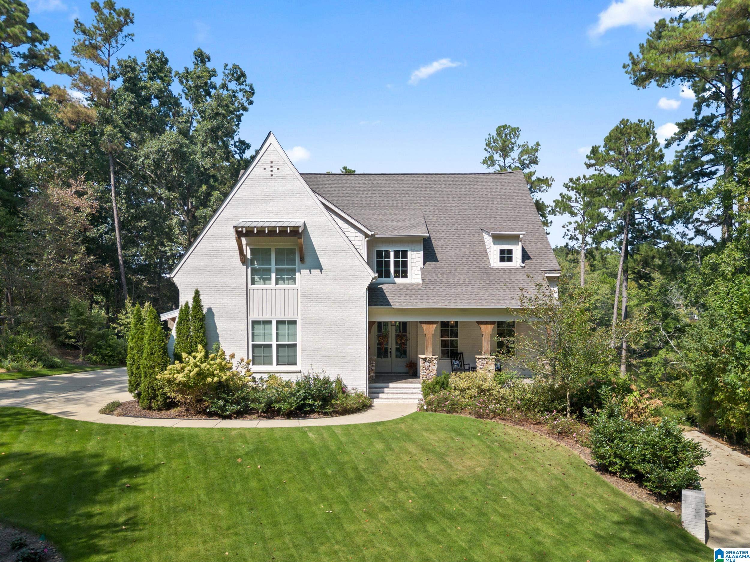 4343 LAKESHORE COVE