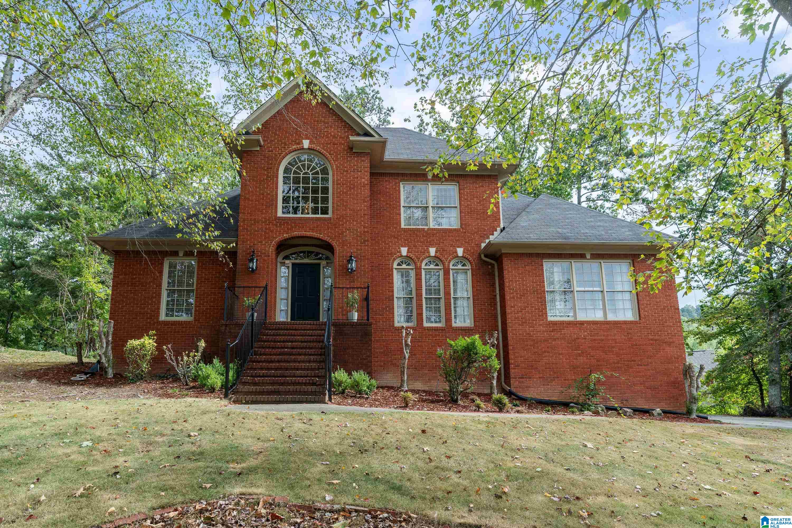4700 EAGLE WOOD COURT
