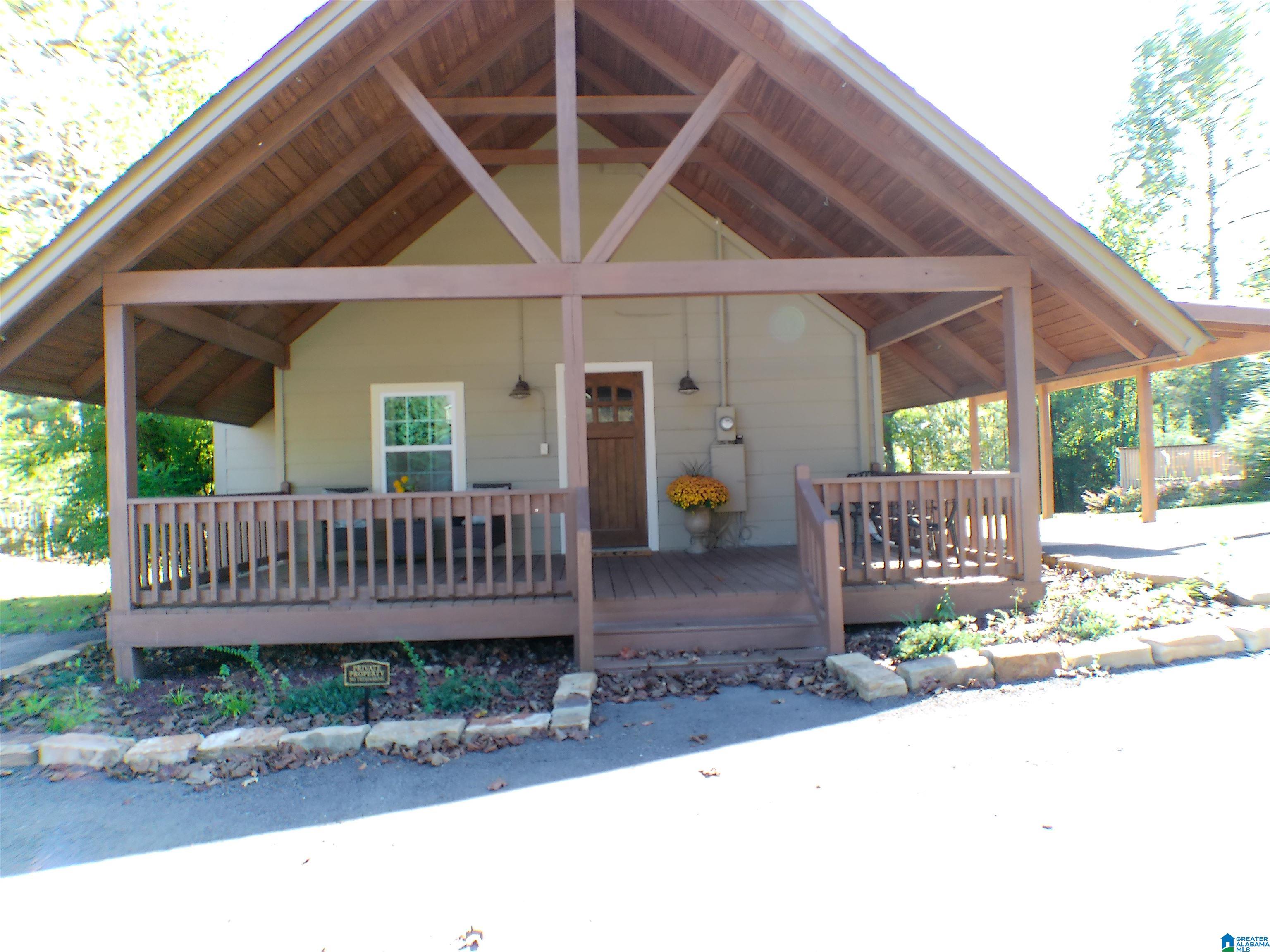 Homes for sale in Riverside, AL | 20 Island Lake Lane, Riverside, AL 35135 | MLS# 21432552