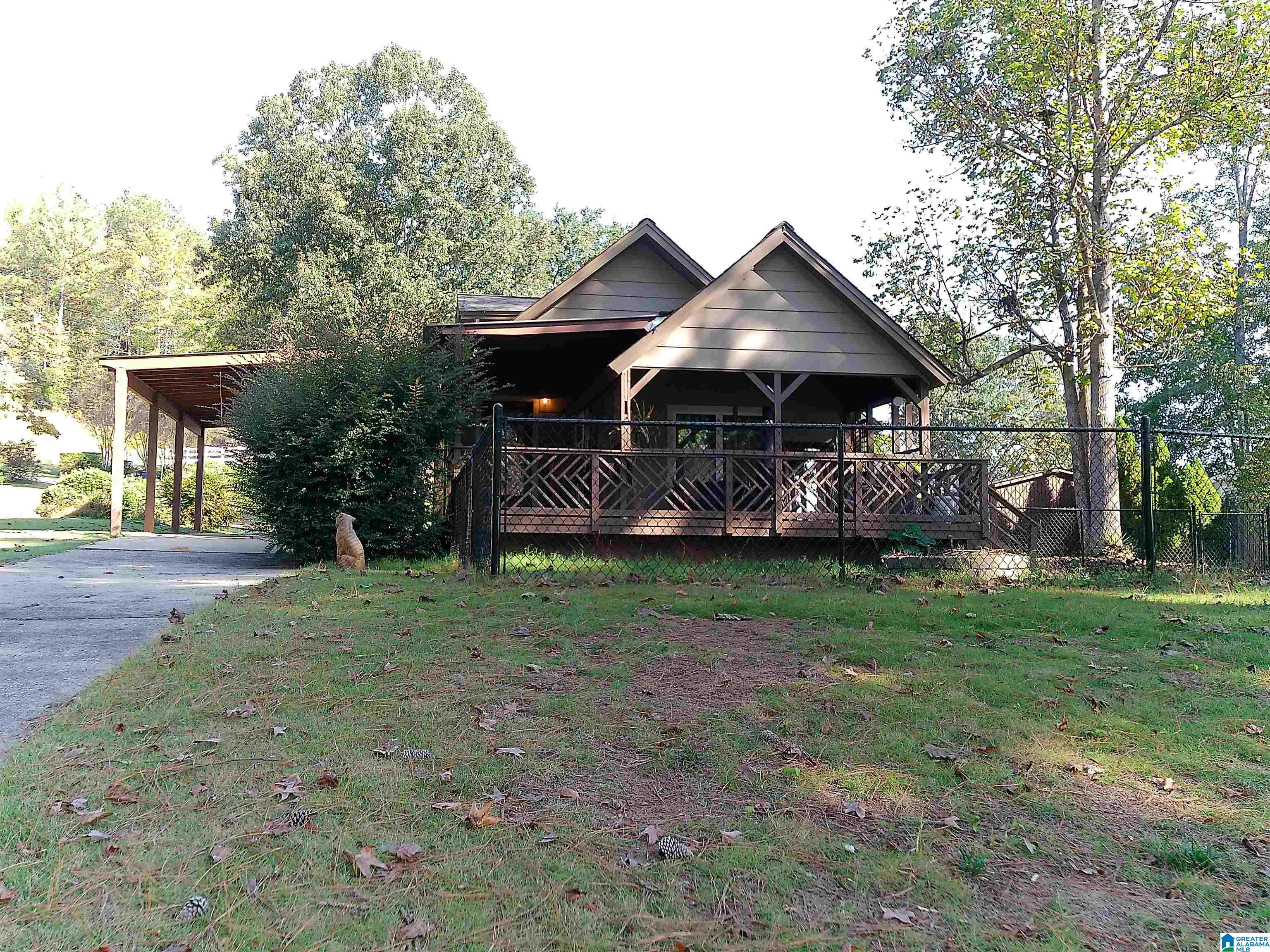 Homes for sale in Riverside, AL | 20 Island Lake Lane, Riverside, AL 35135 | MLS# 21432552