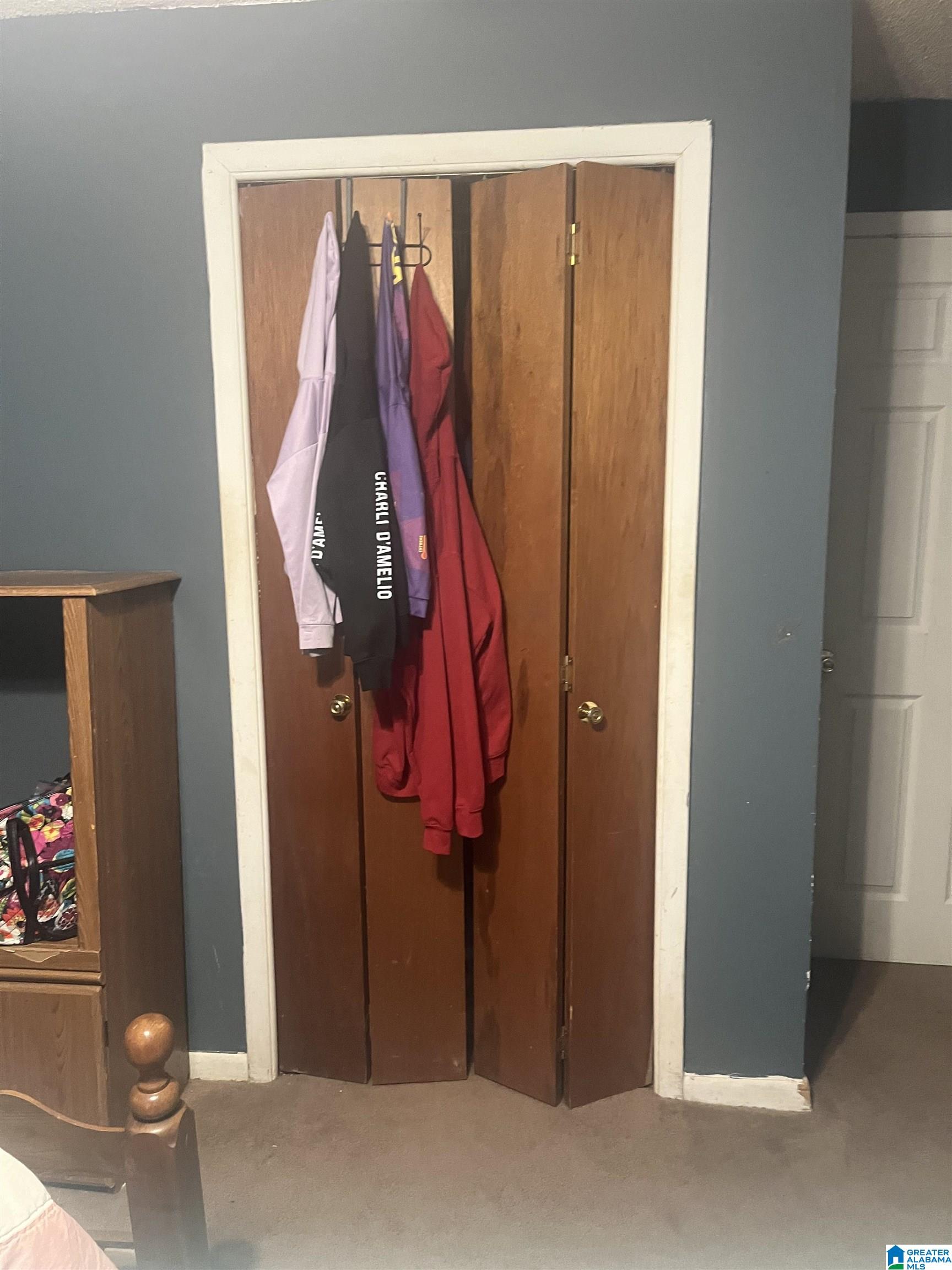 Homes for sale in Fultondale, AL | 1401 6Th Avenue, Fultondale, AL 35068 | MLS# 21432568