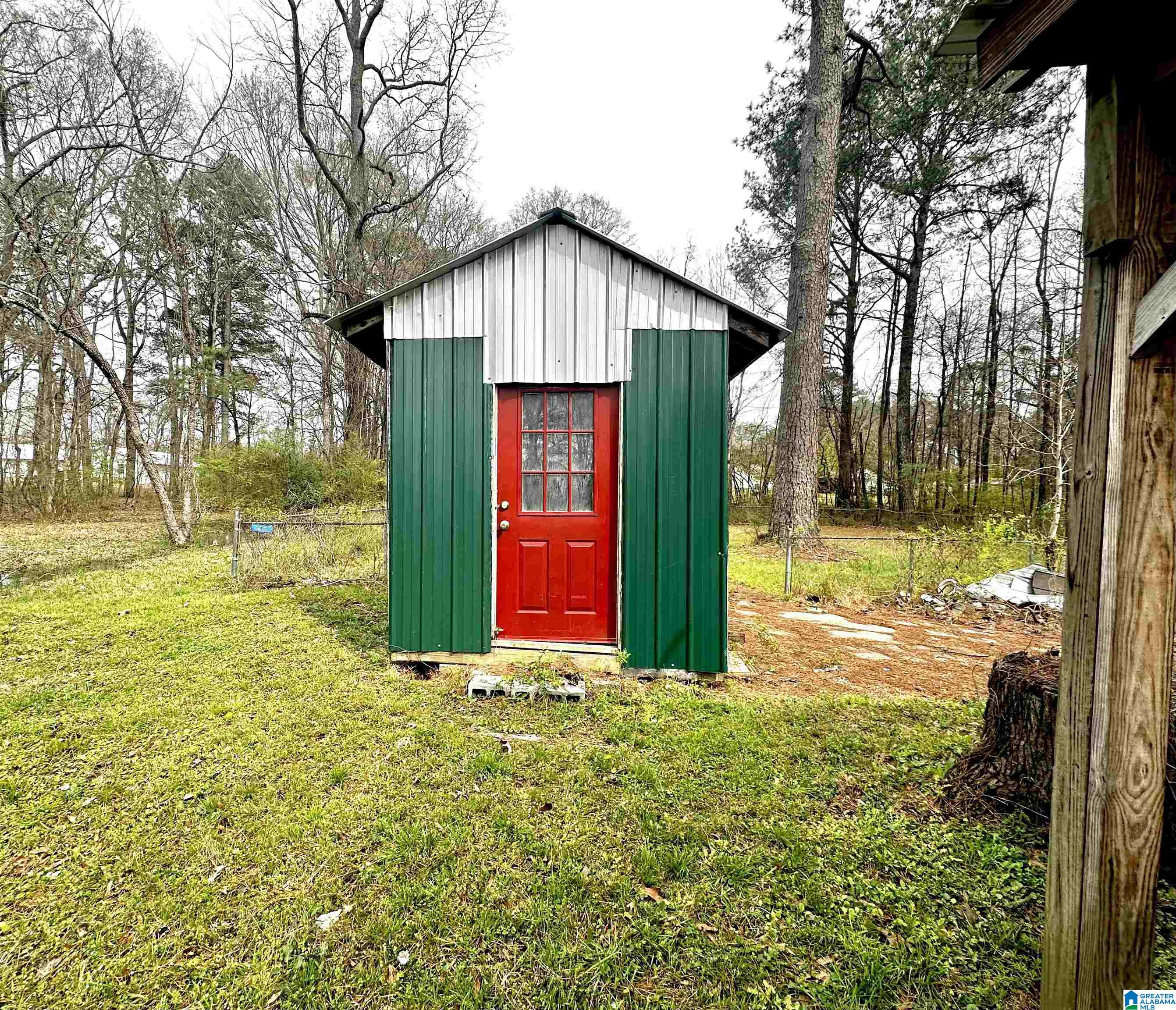 Homes for sale in Gadsden, AL | 707 Claire Street, Gadsden, AL 35901 | MLS# 21432577