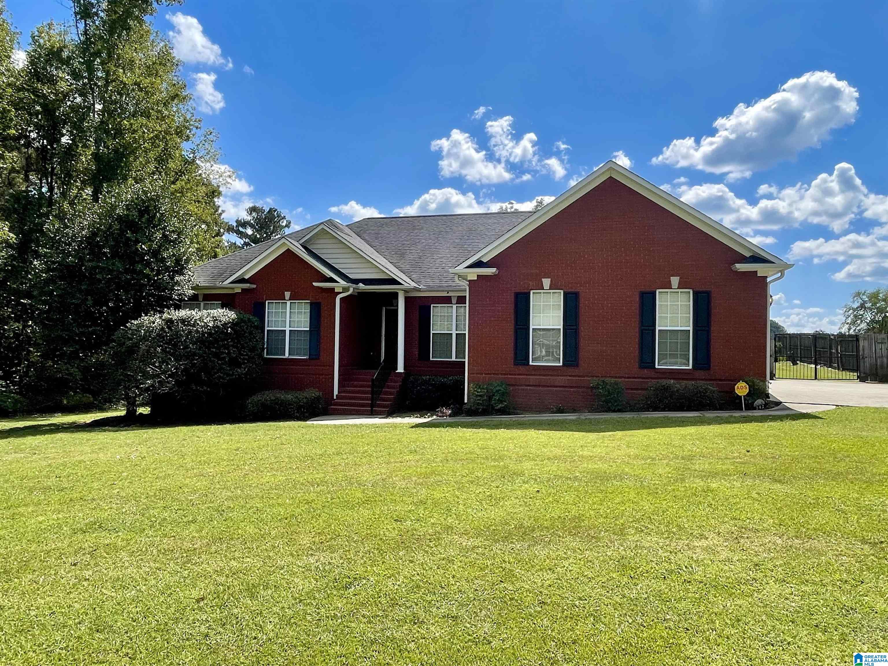 242 COUNTY ROAD 482