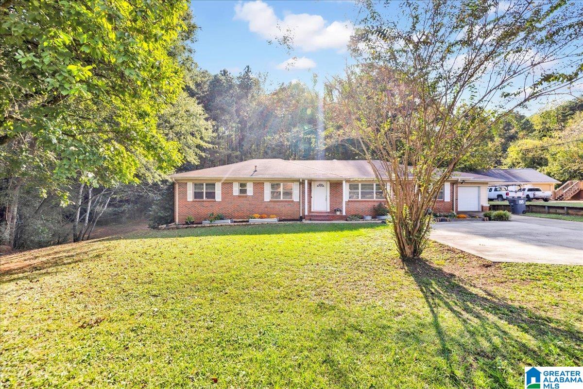 Homes for sale in Hueytown, AL | 1133 Hueytown Road, Hueytown, AL 35023 | MLS# 21432764