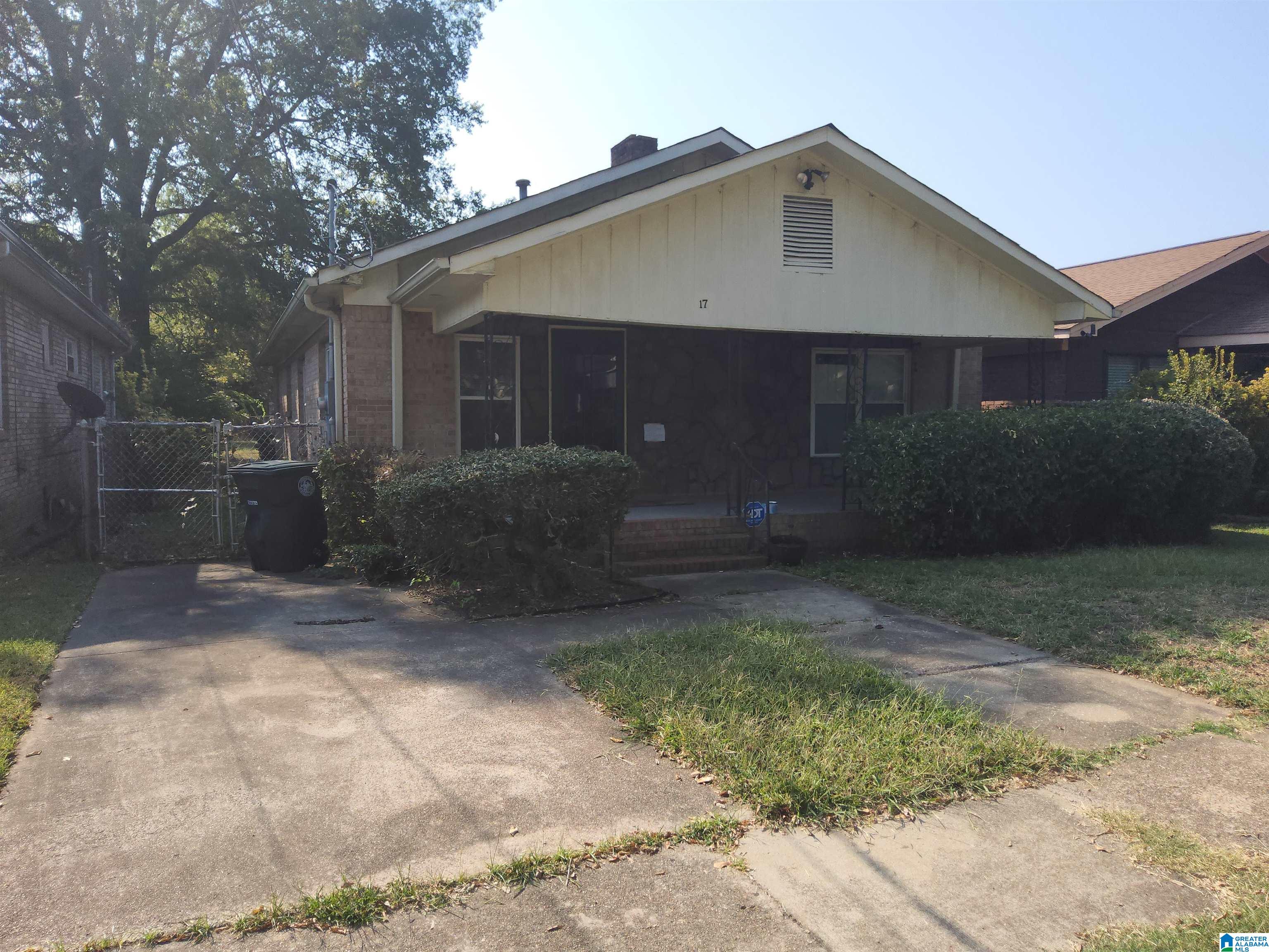 Homes for sale in Birmingham, AL | 17 3rd Avenue Sw, Birmingham, AL 35211 | MLS# 21432768