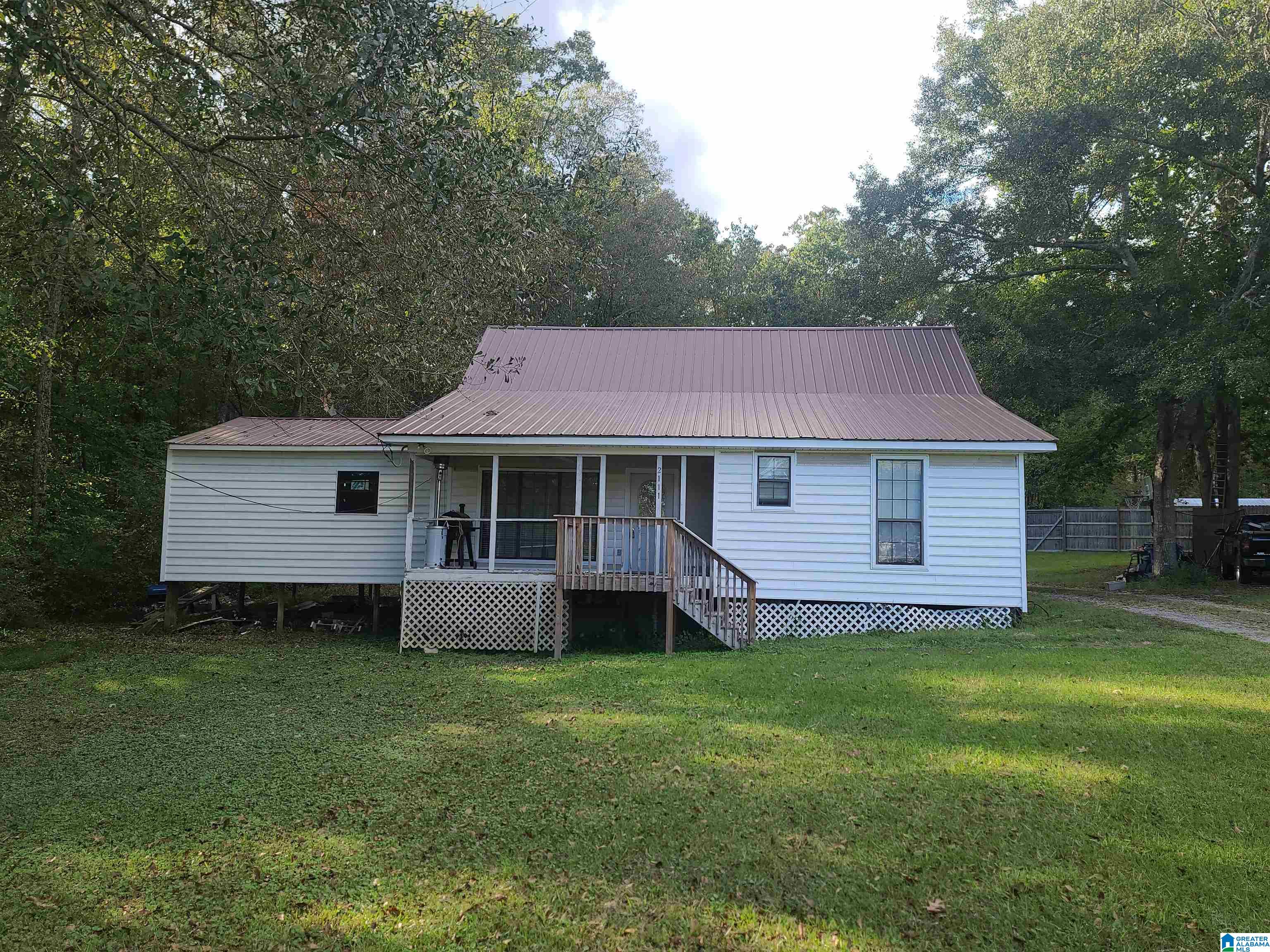 Homes for sale in Odenville, AL | 2111 Pleasant Valley Road, Odenville, AL 35120 | MLS# 21432878