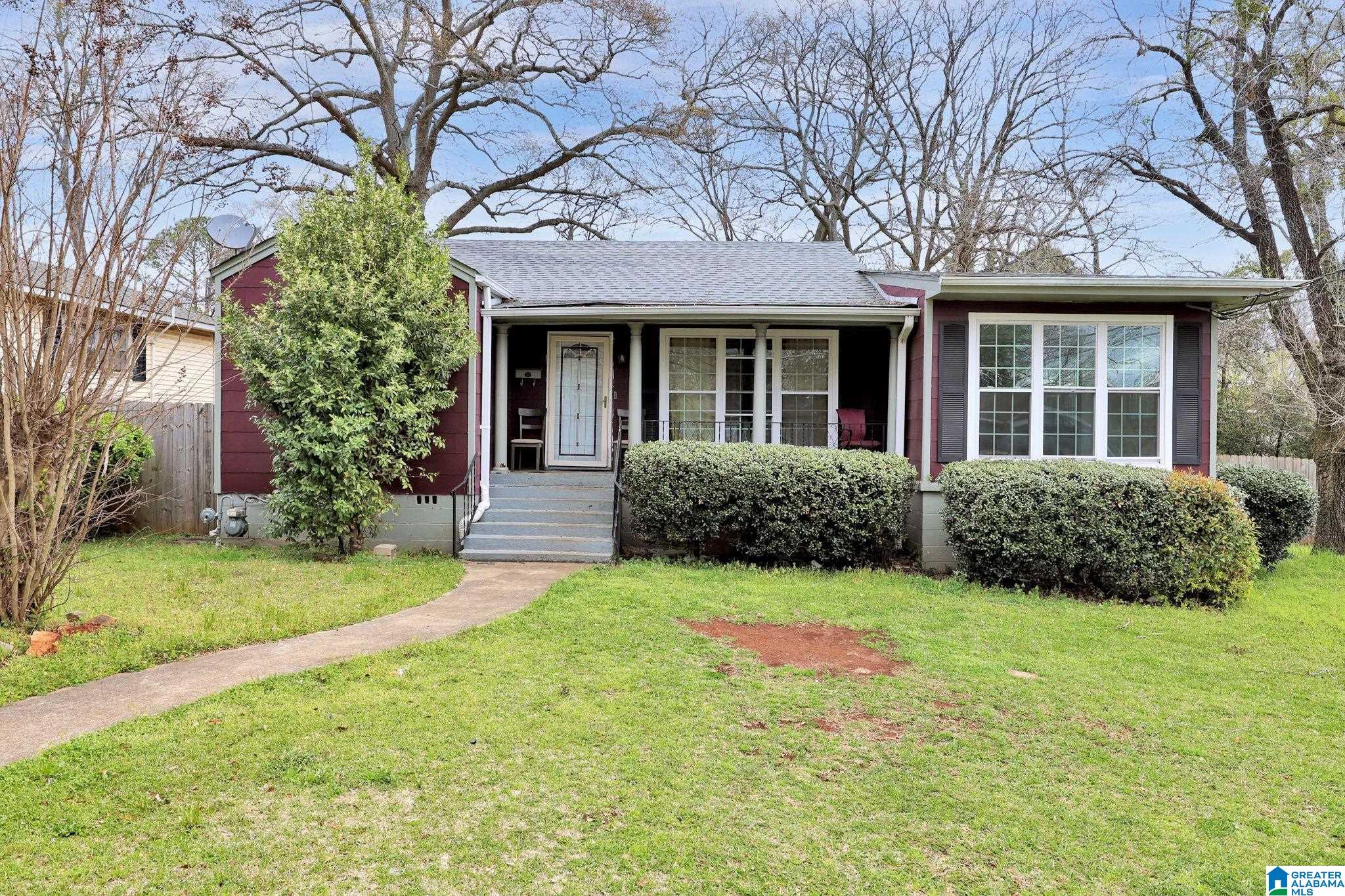 Homes for sale in Birmingham, AL | 1235 18th Way Sw, Birmingham, AL 35211 | MLS# 21432884