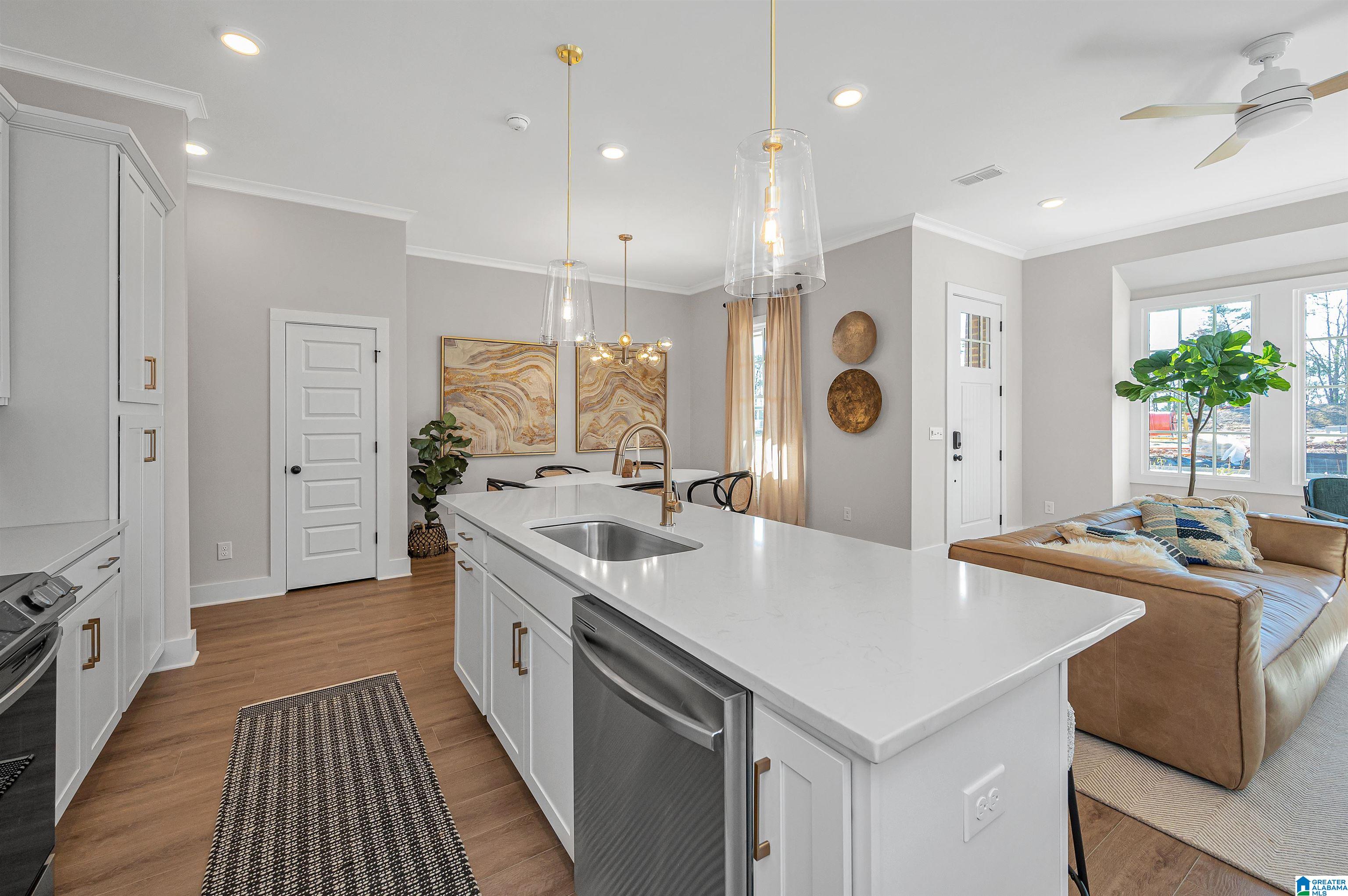 Homes for sale in Hoover, AL | 6174 Foxcote Lane #6174, Hoover, AL 35244 | MLS# 21432911