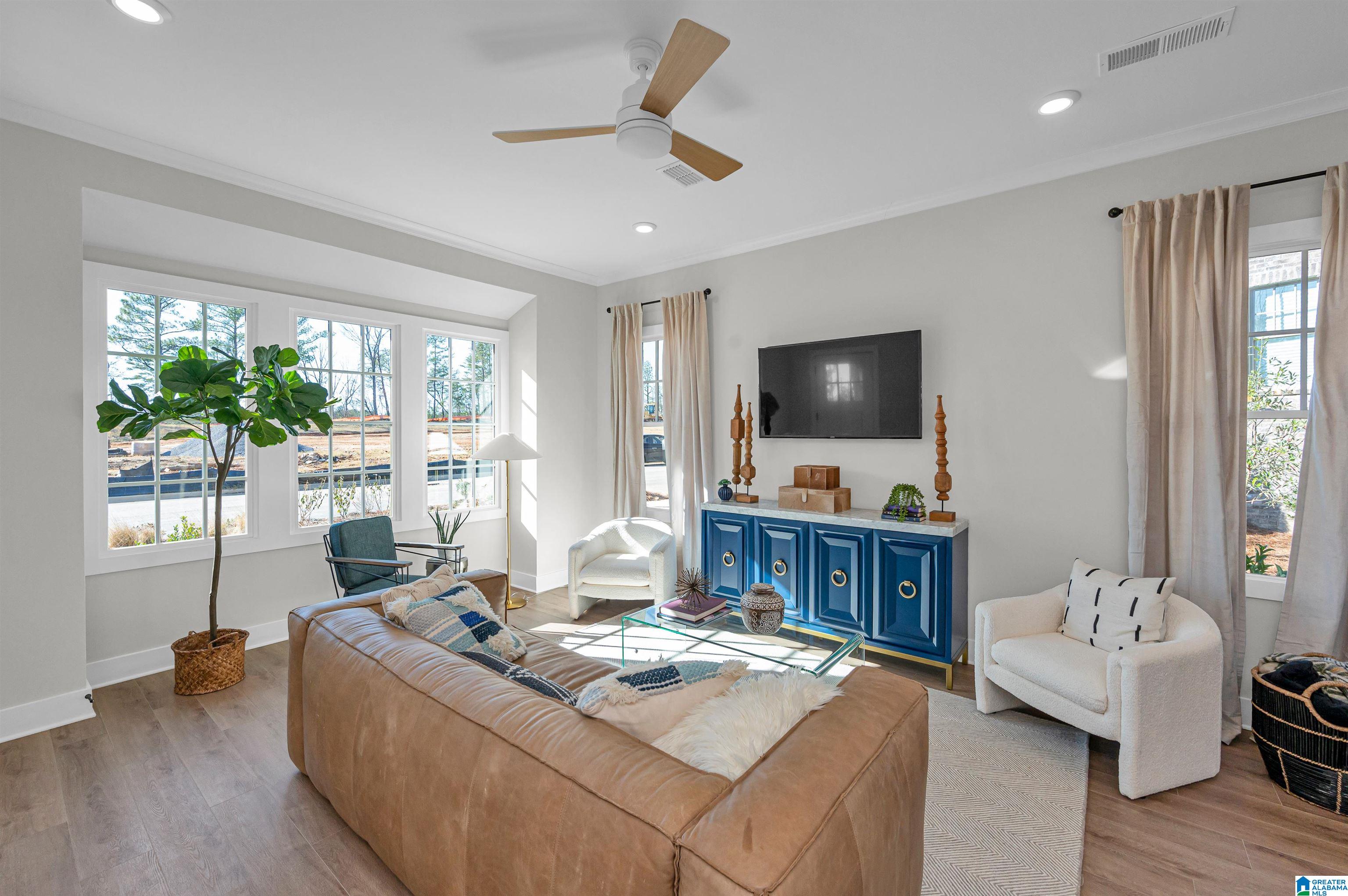 Homes for sale in Hoover, AL | 6176 Foxcote Lane #6176, Hoover, AL 35244 | MLS# 21432912