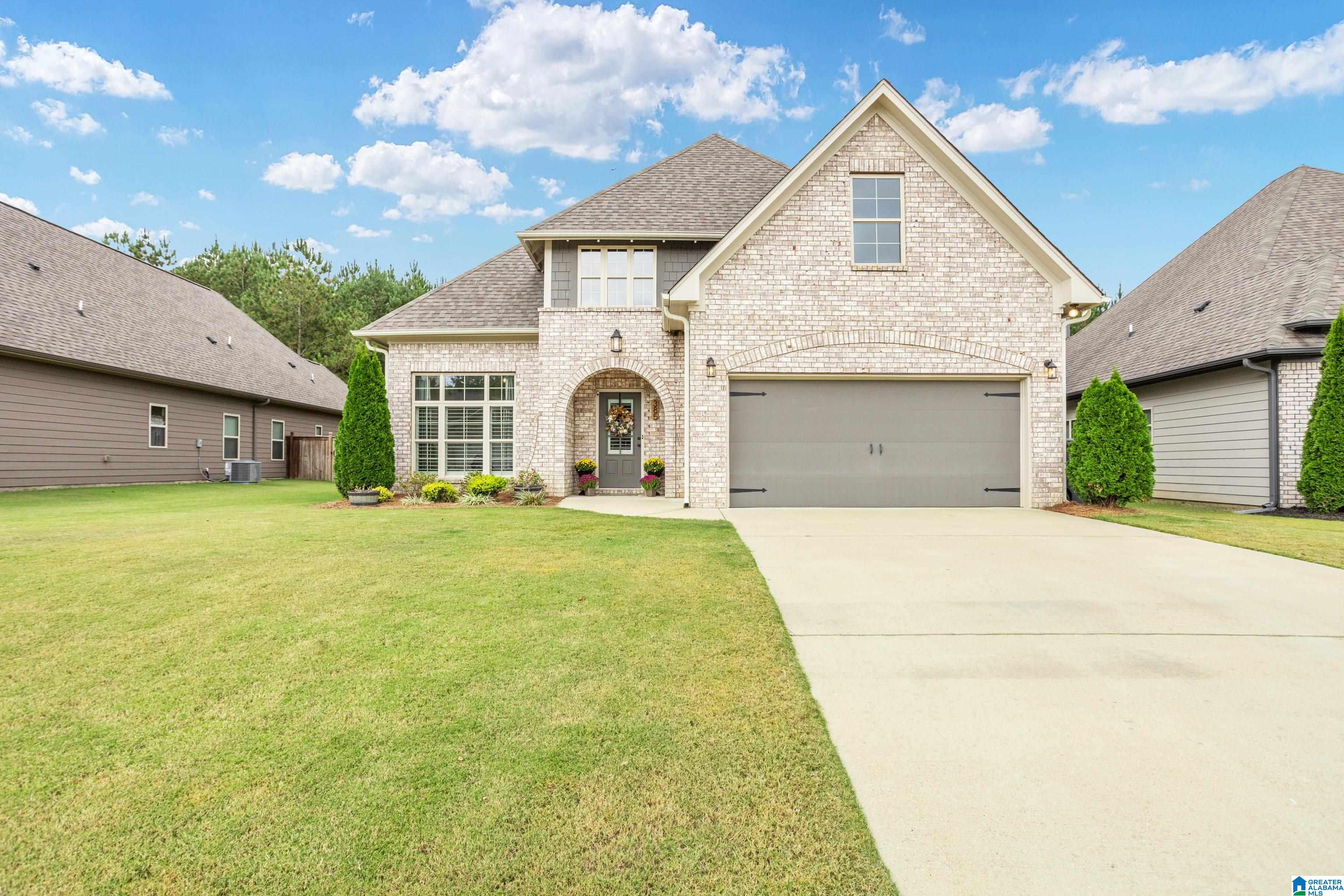 385 STERLING PLACE