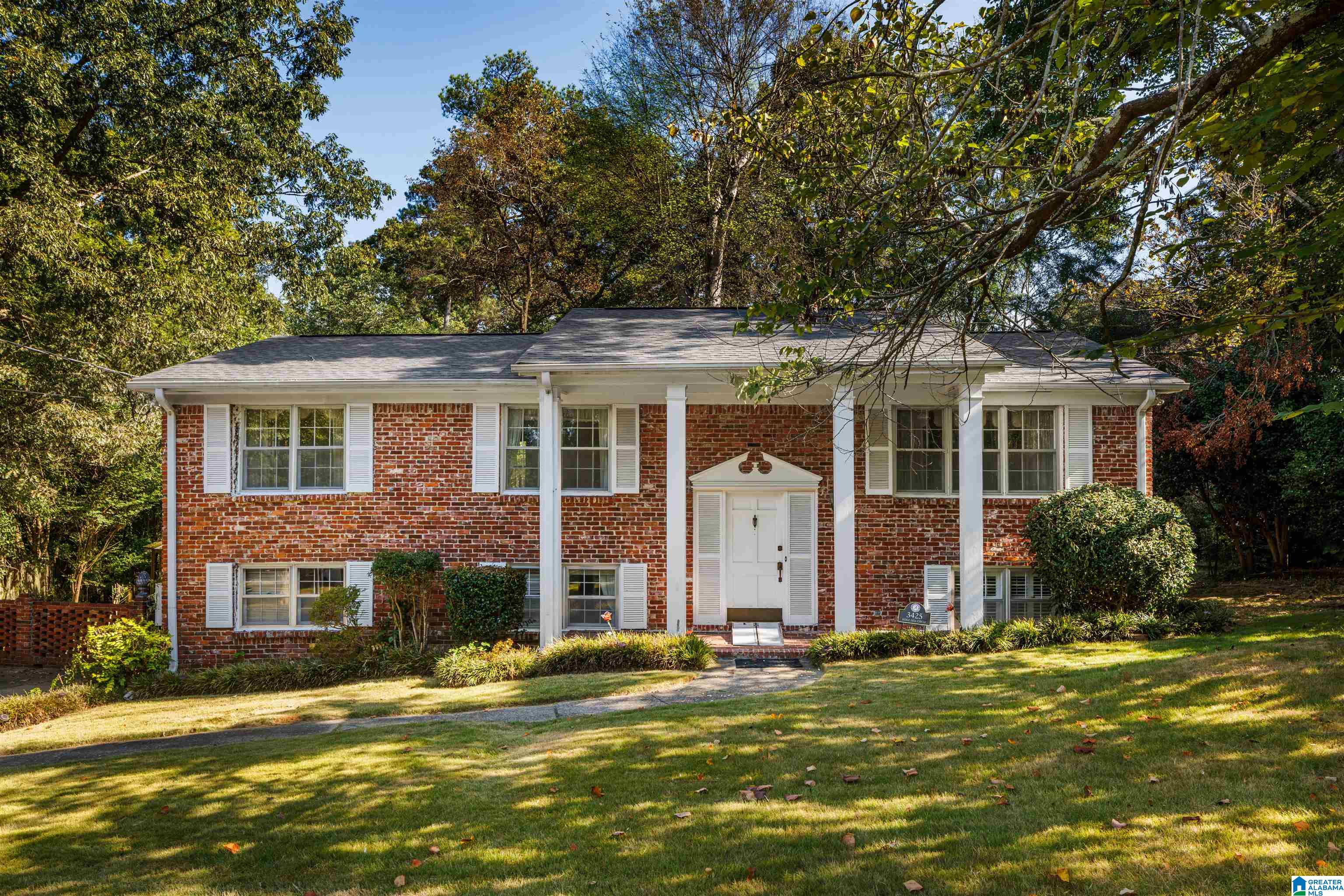 3425 RIDGE DELL CIRCLE